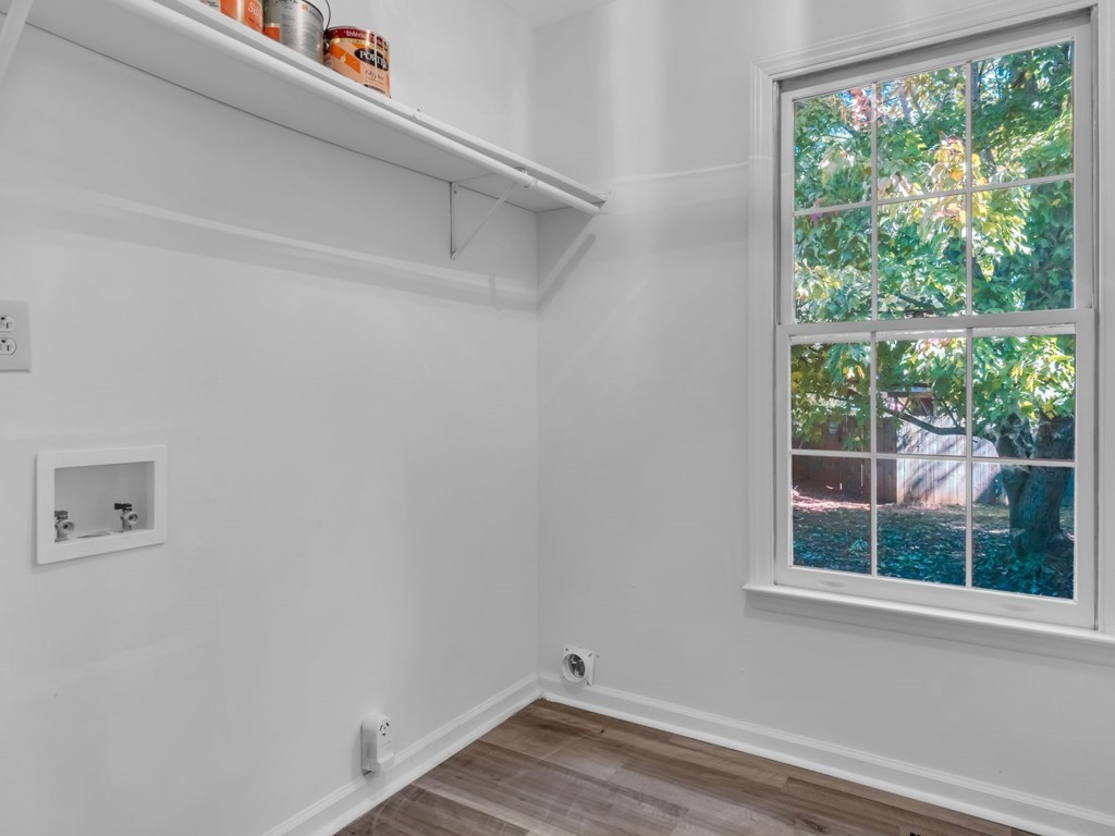 1704 Turfland Ct