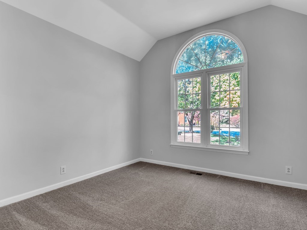 1704 Turfland Ct