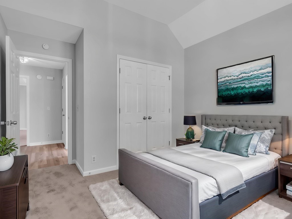 1704 Turfland Ct