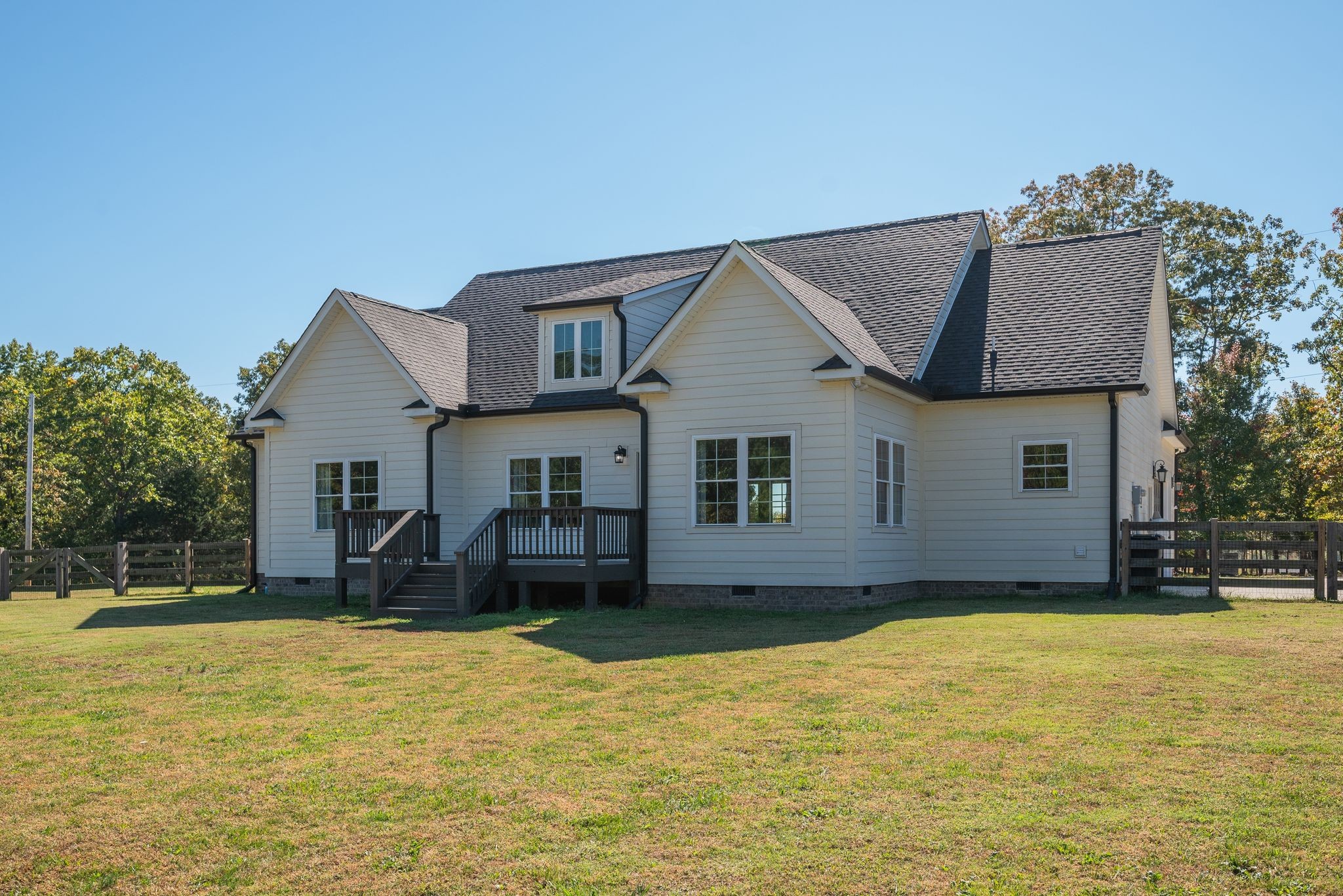 1646 Porter Rd