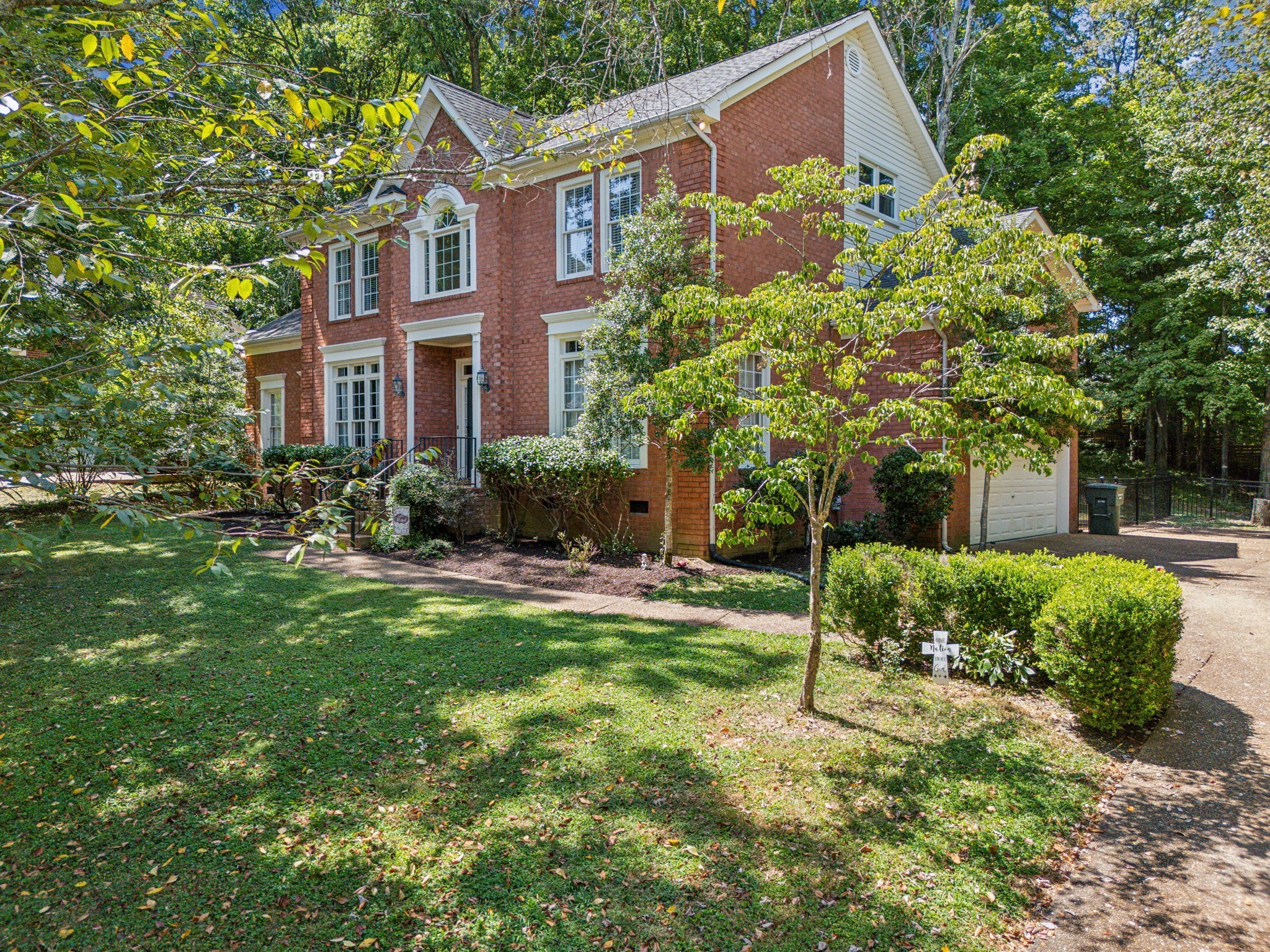 1004 Overhills Ct