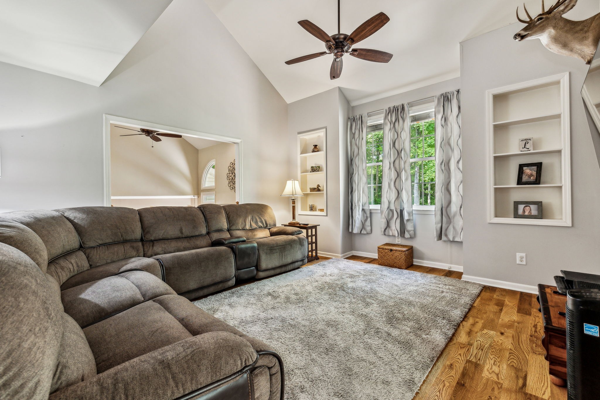 1004 Overhills Ct