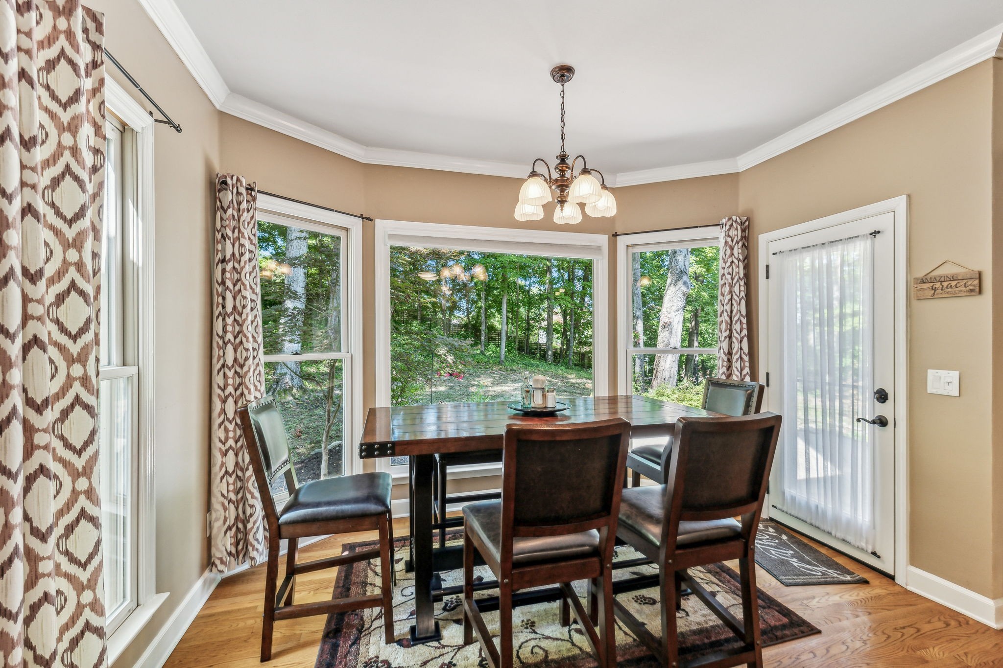 1004 Overhills Ct