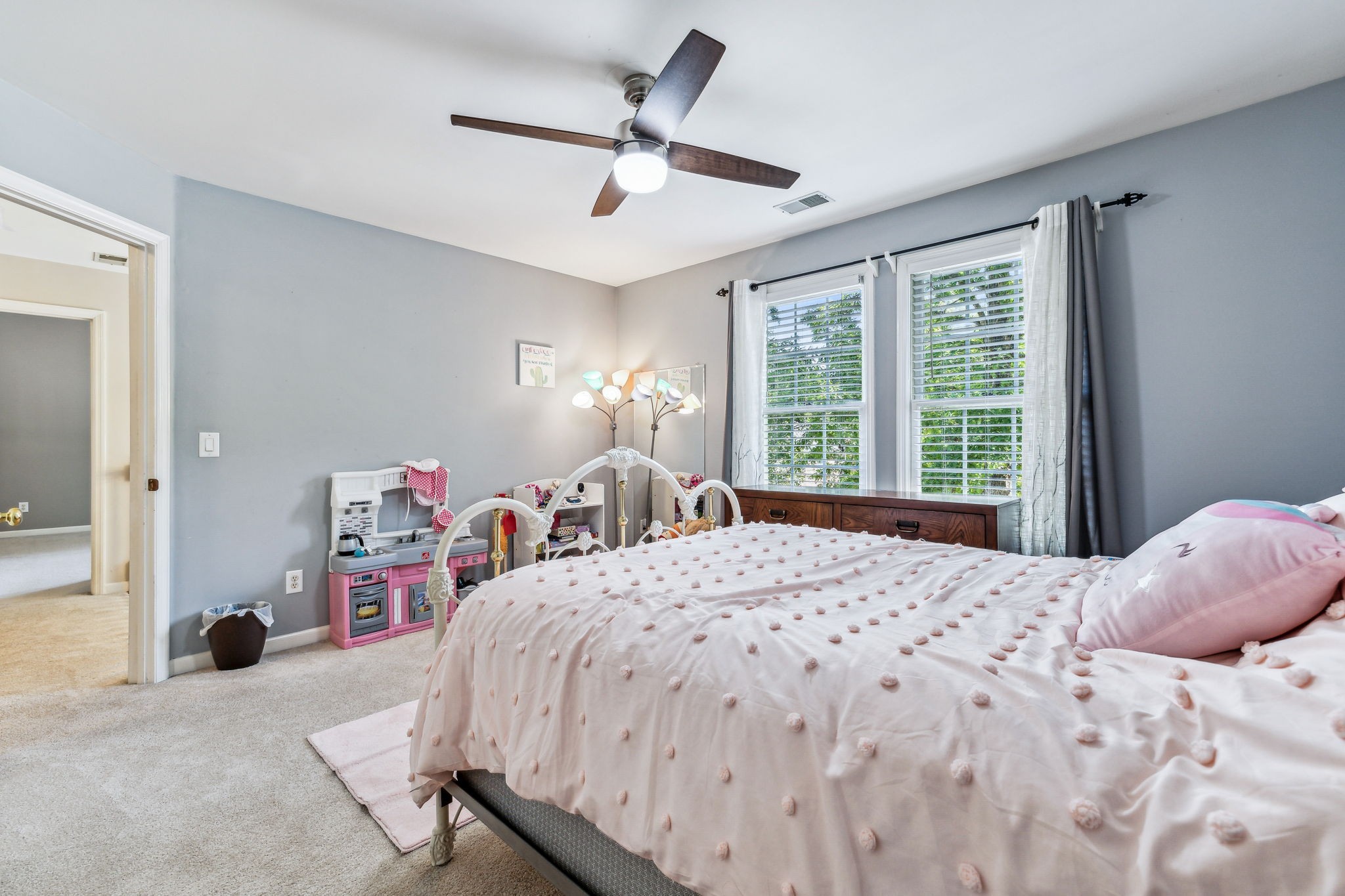 1004 Overhills Ct
