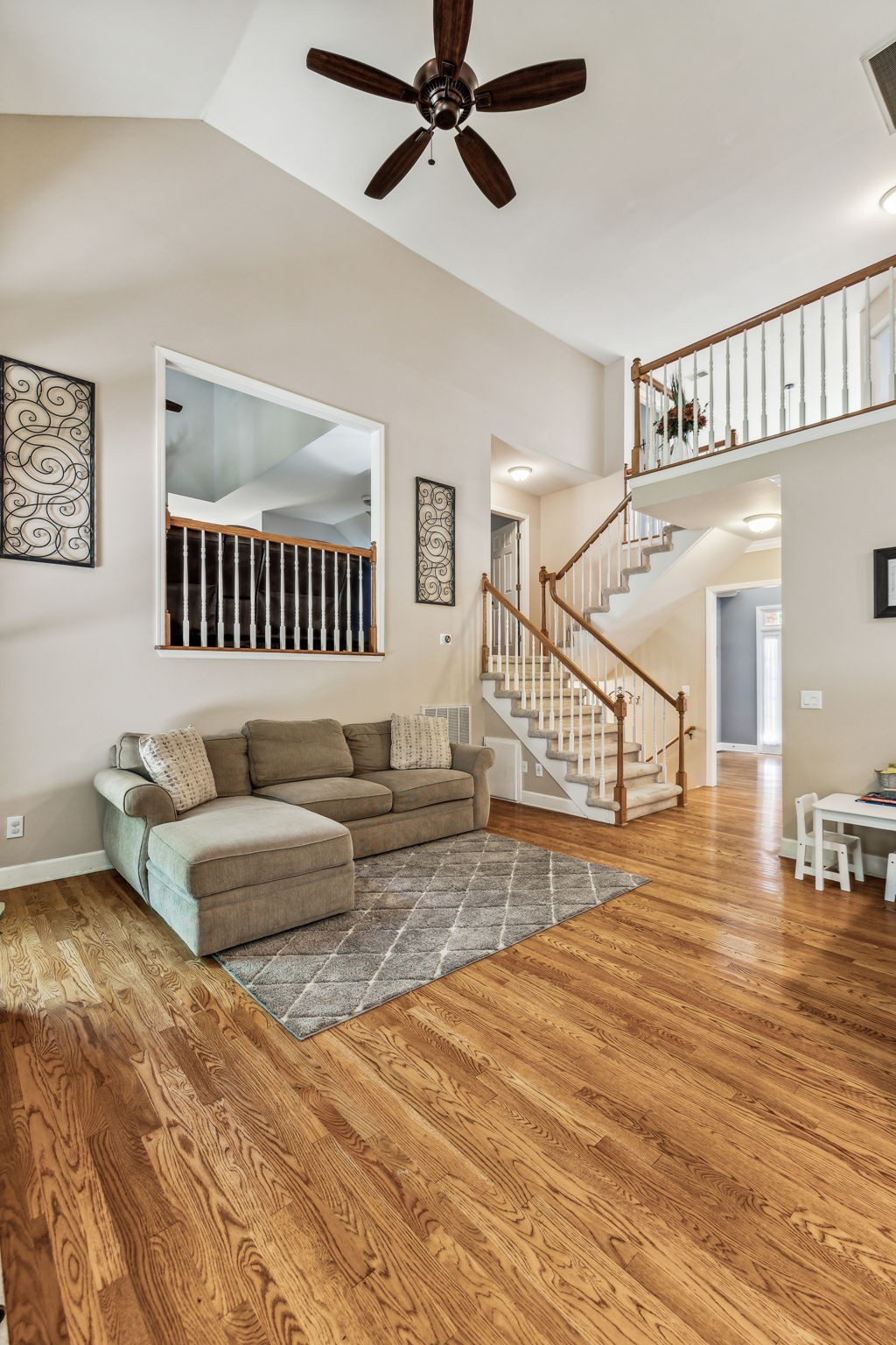 1004 Overhills Ct