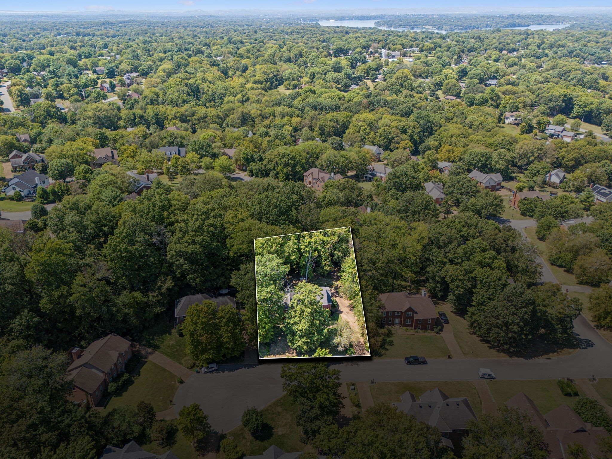1004 Overhills Ct