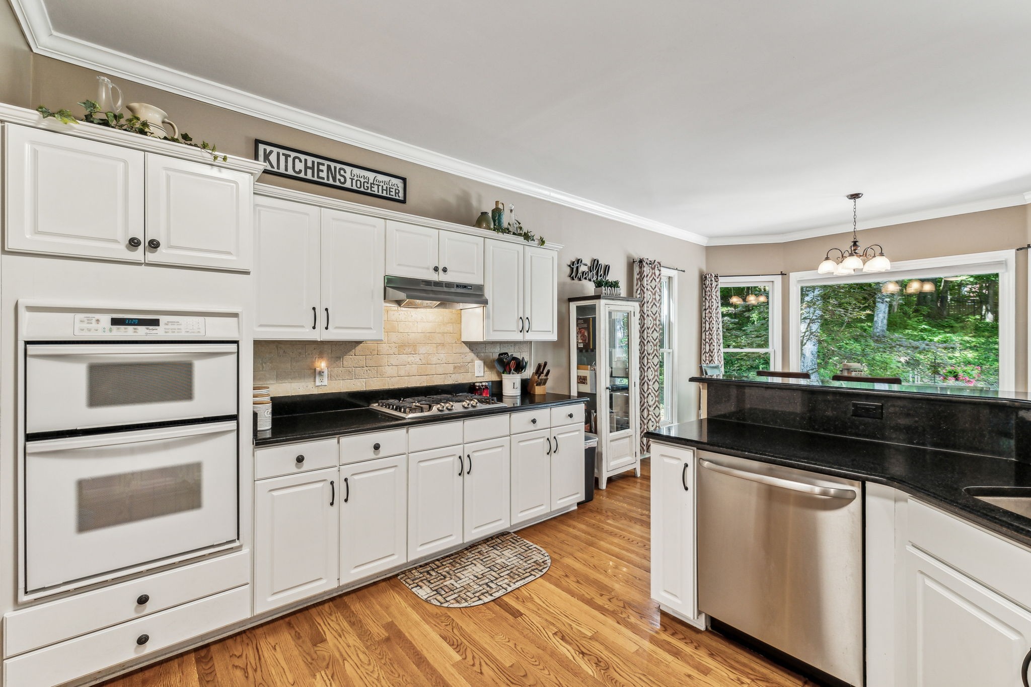 1004 Overhills Ct