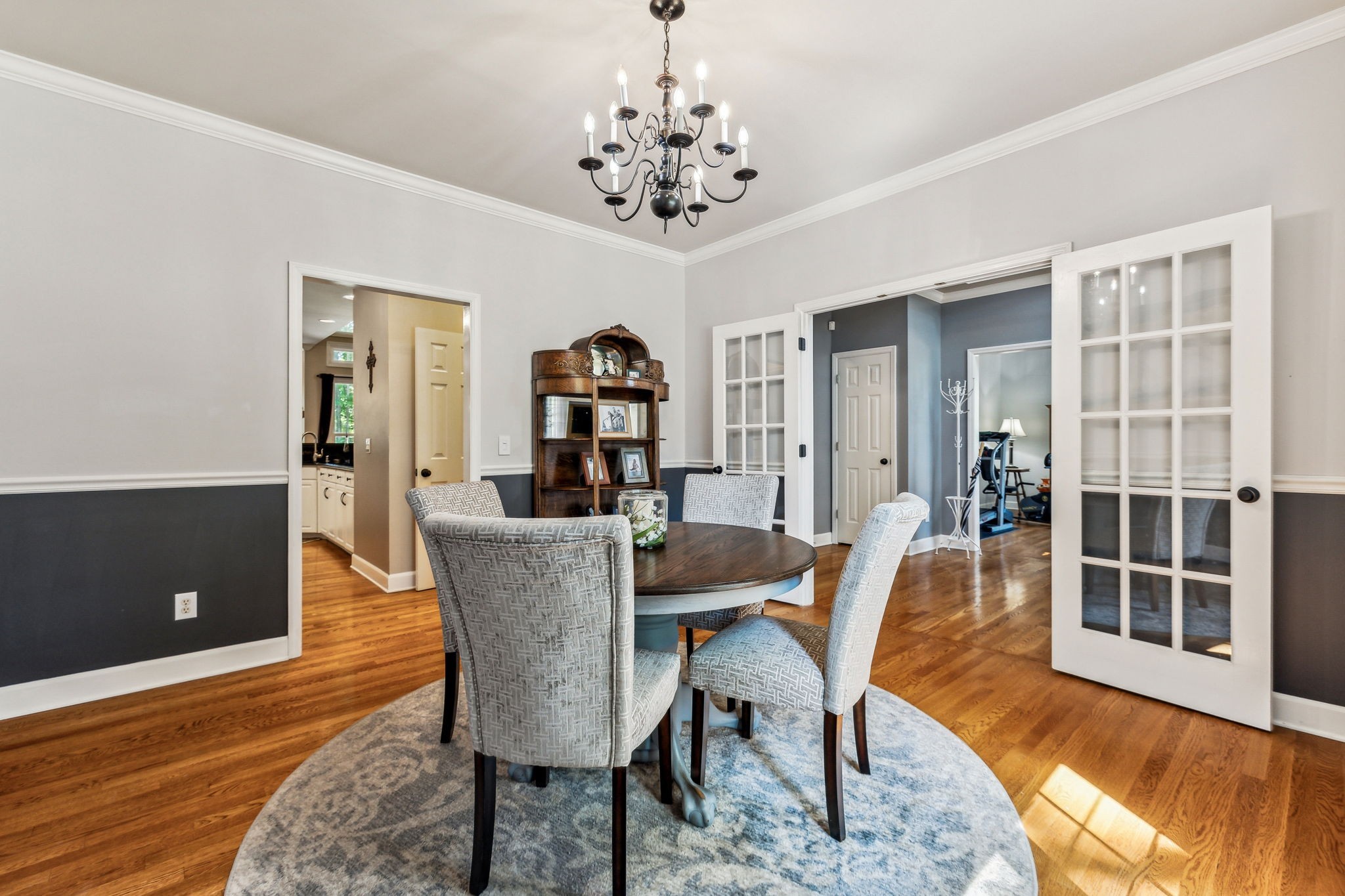 1004 Overhills Ct