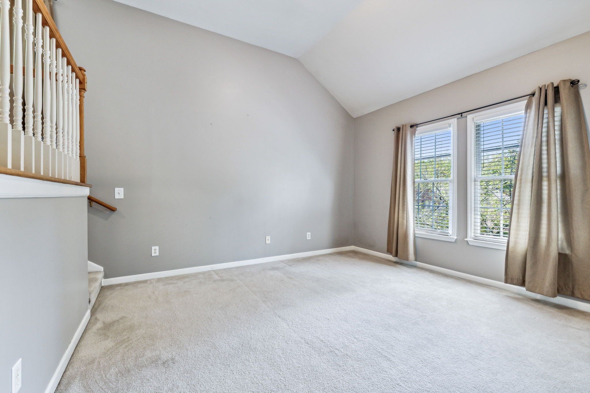 1004 Overhills Ct