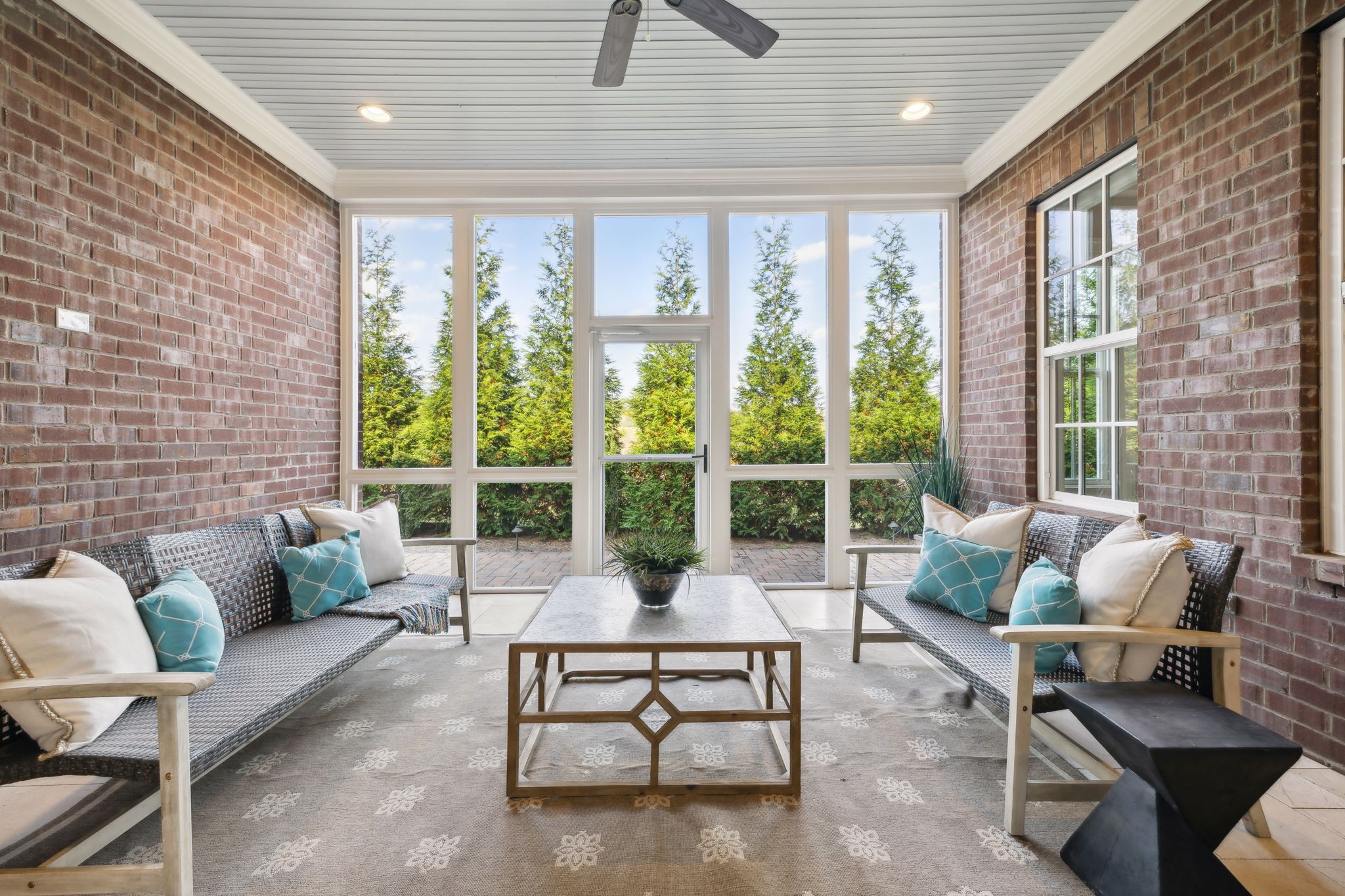 274 Stephens Valley Blvd