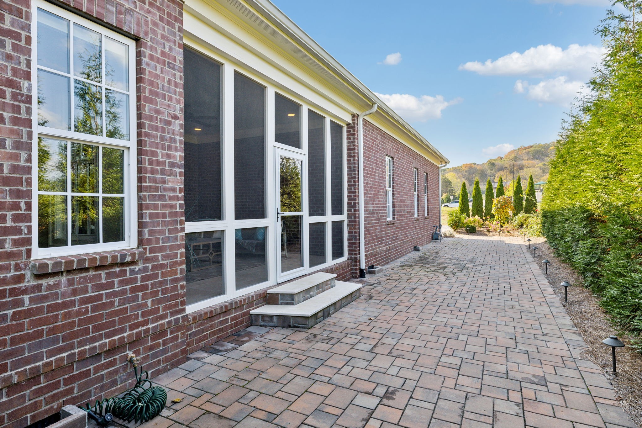 274 Stephens Valley Blvd