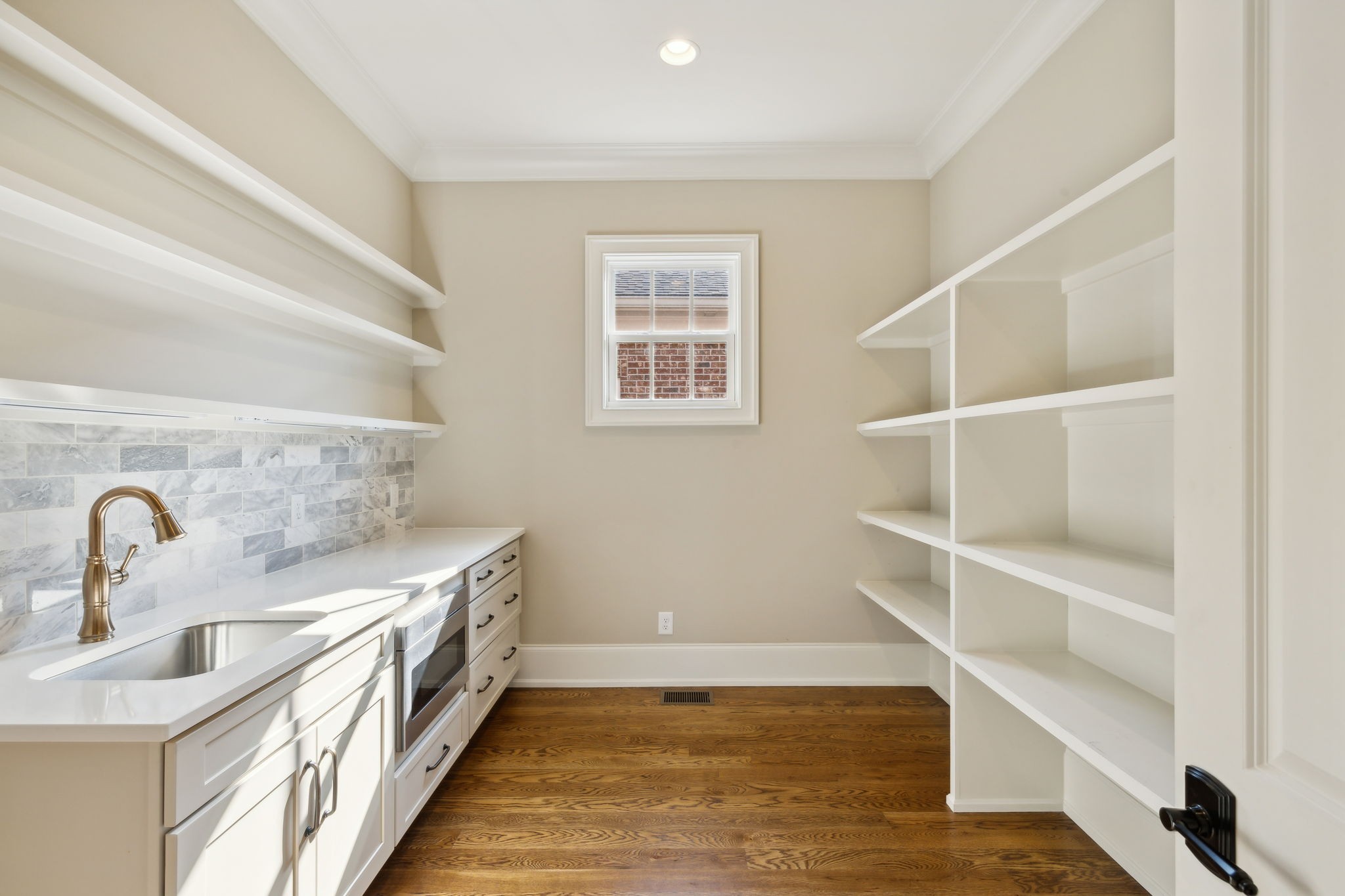 274 Stephens Valley Blvd