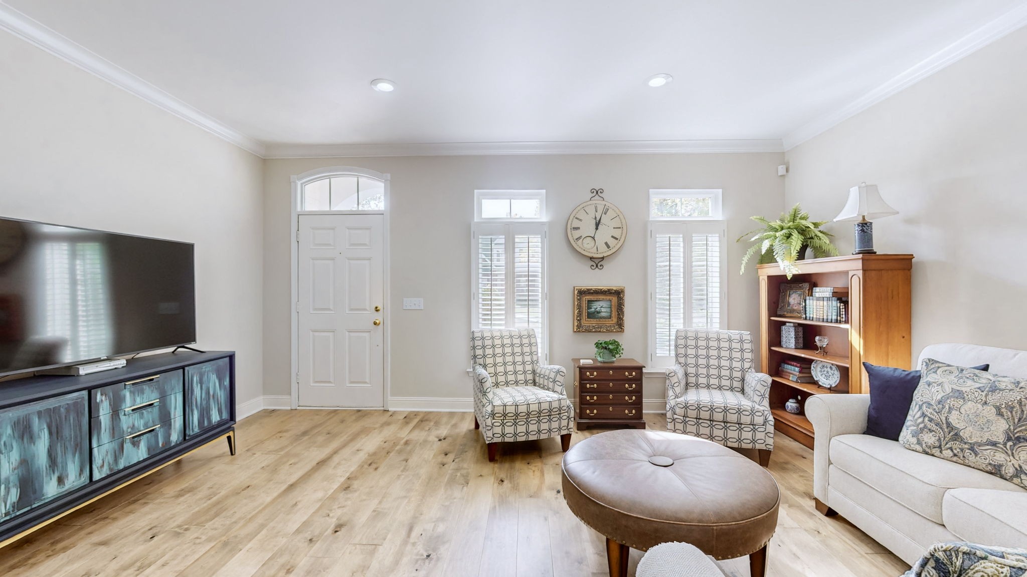 2117 Gold Valley Dr