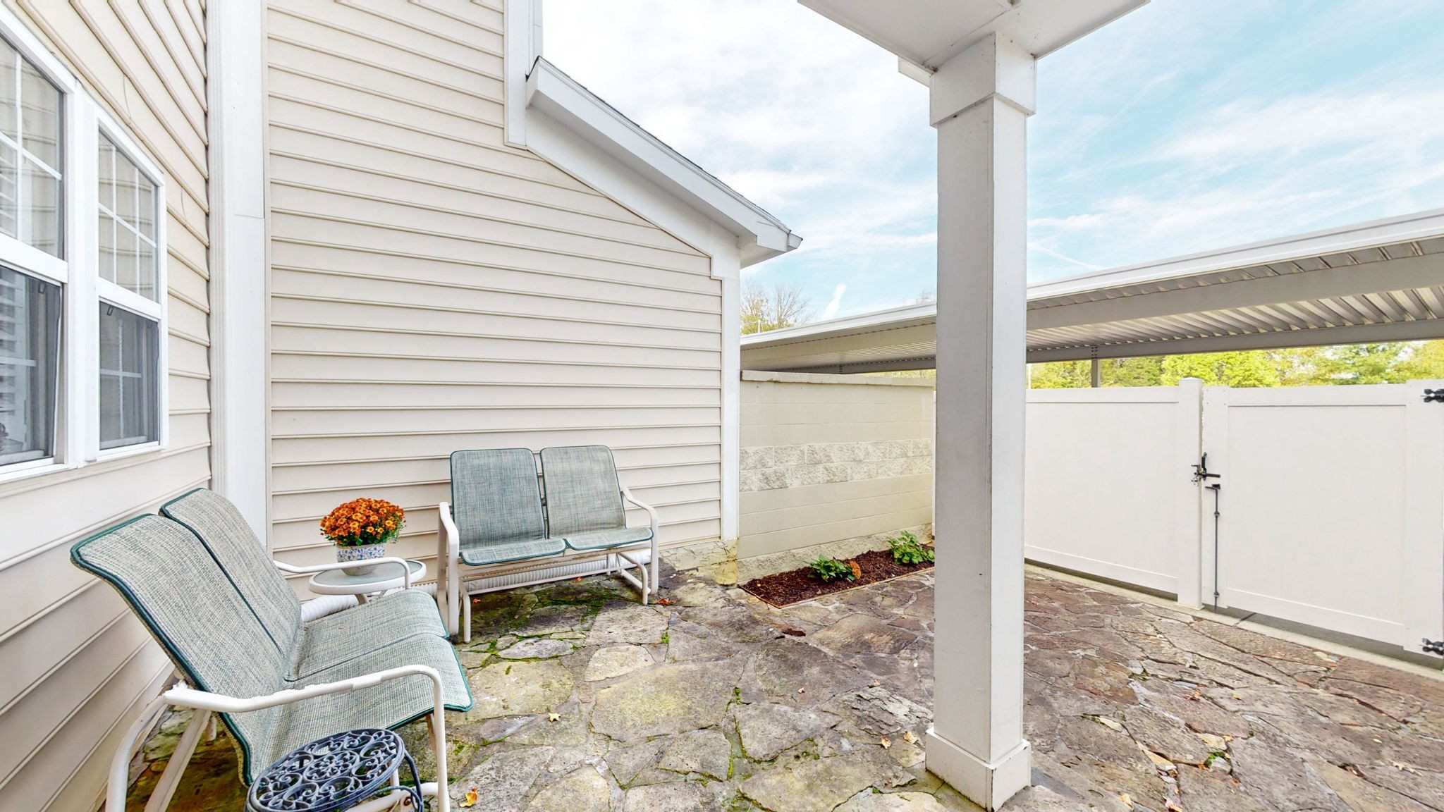 2117 Gold Valley Dr