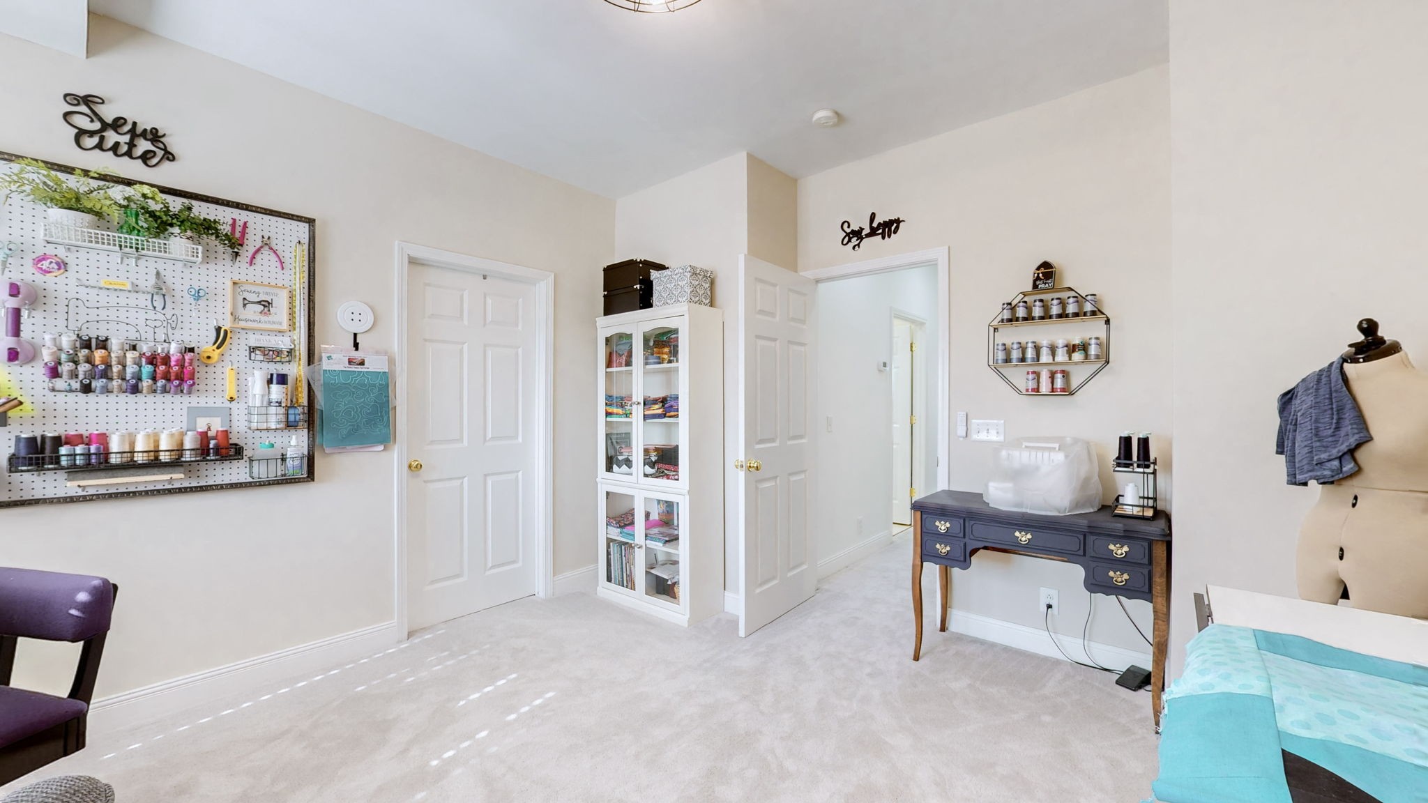 2117 Gold Valley Dr