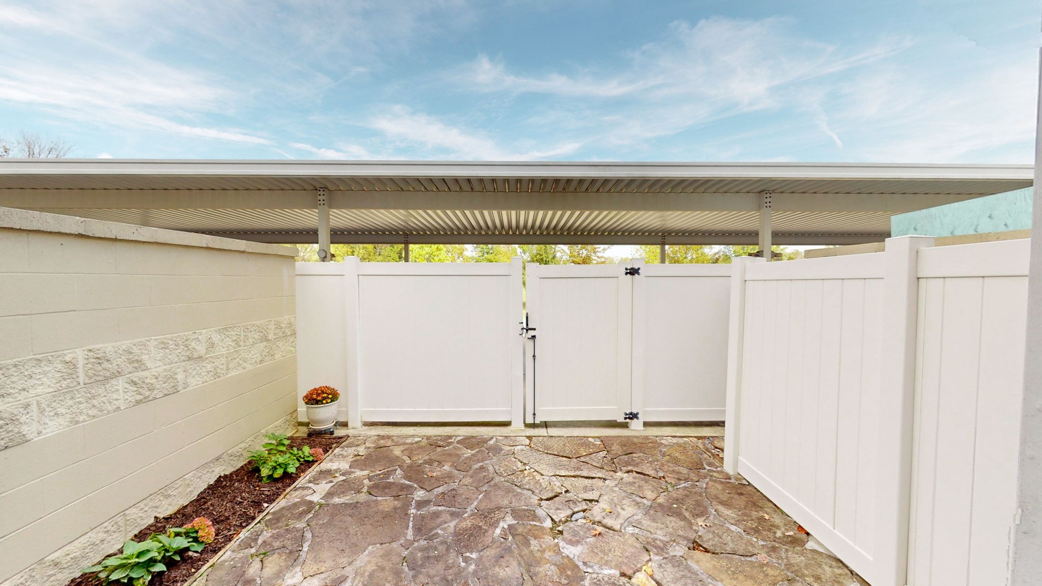 2117 Gold Valley Dr