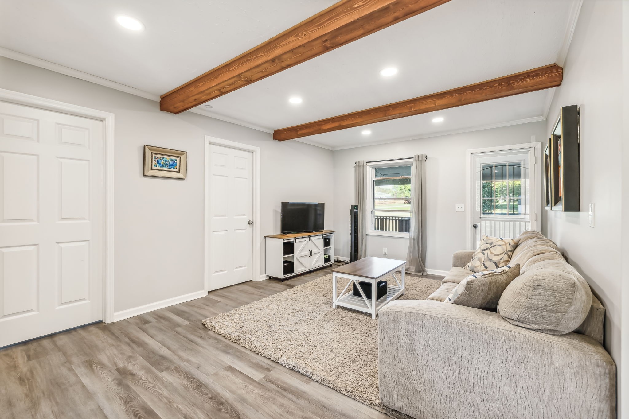 309 Kingwood Ln