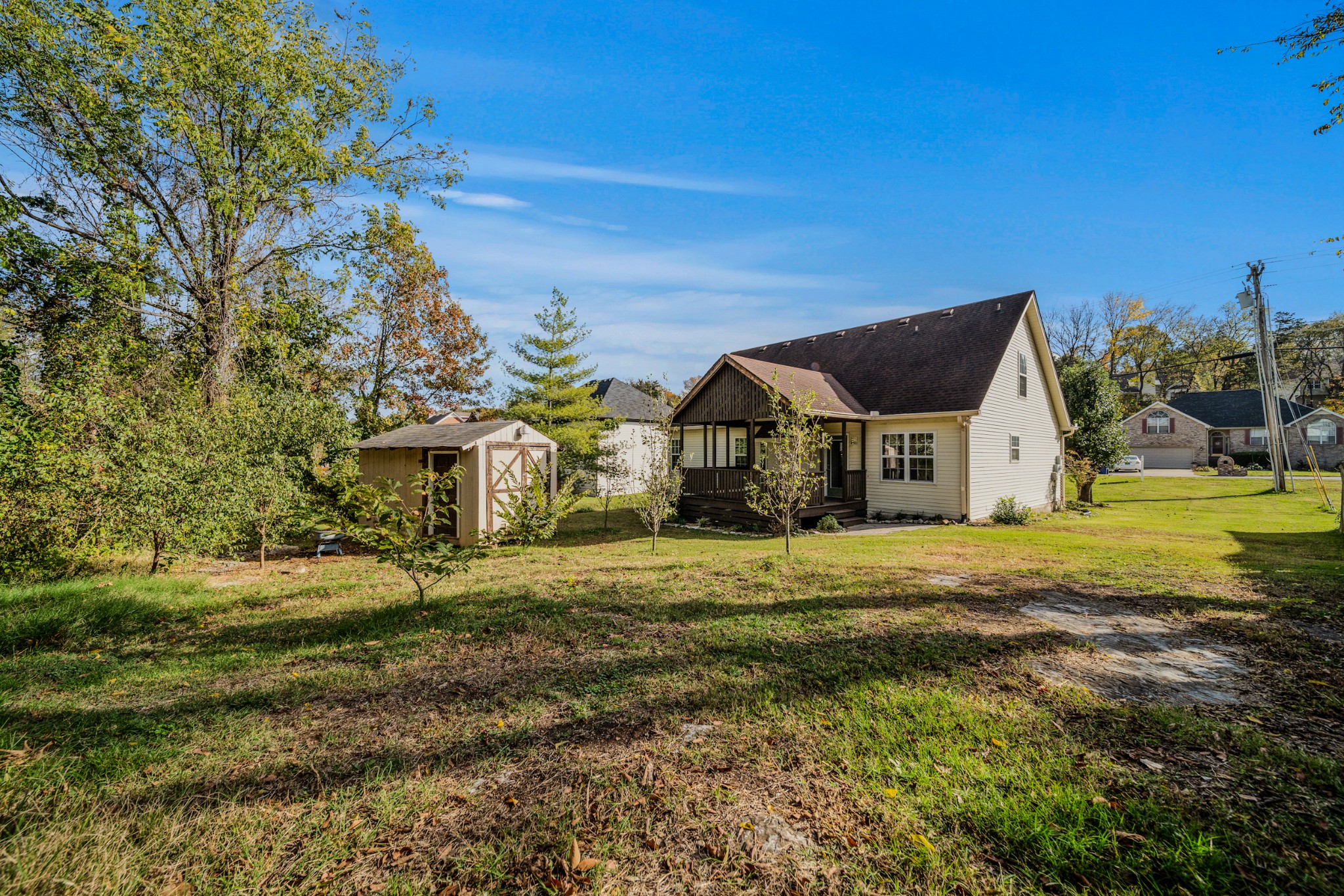 535 Woodland Hills Dr