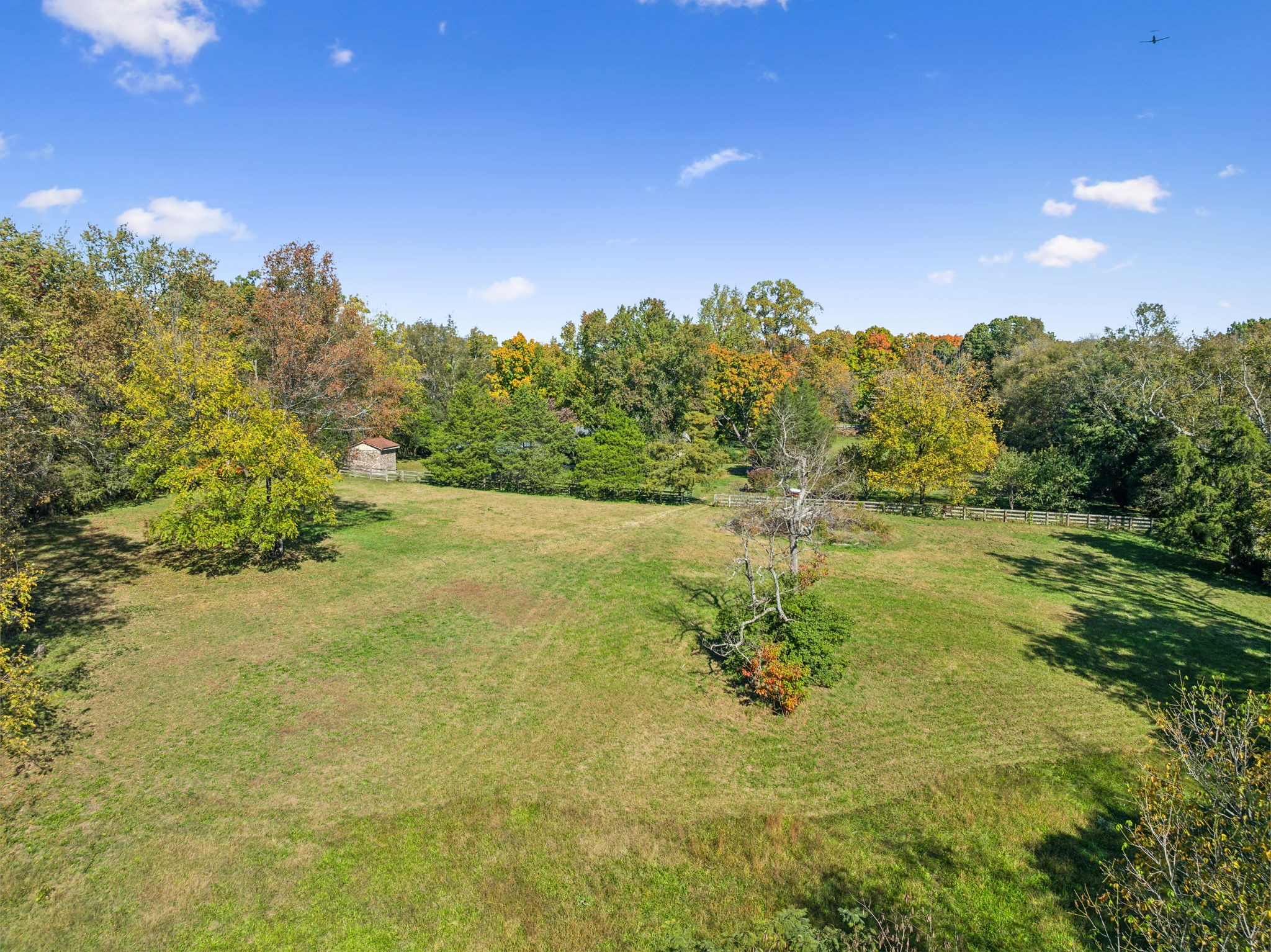 285 Haywood Ln