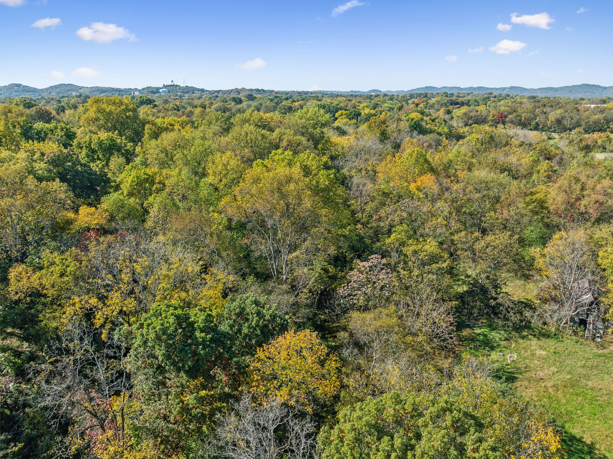 285 Haywood Ln