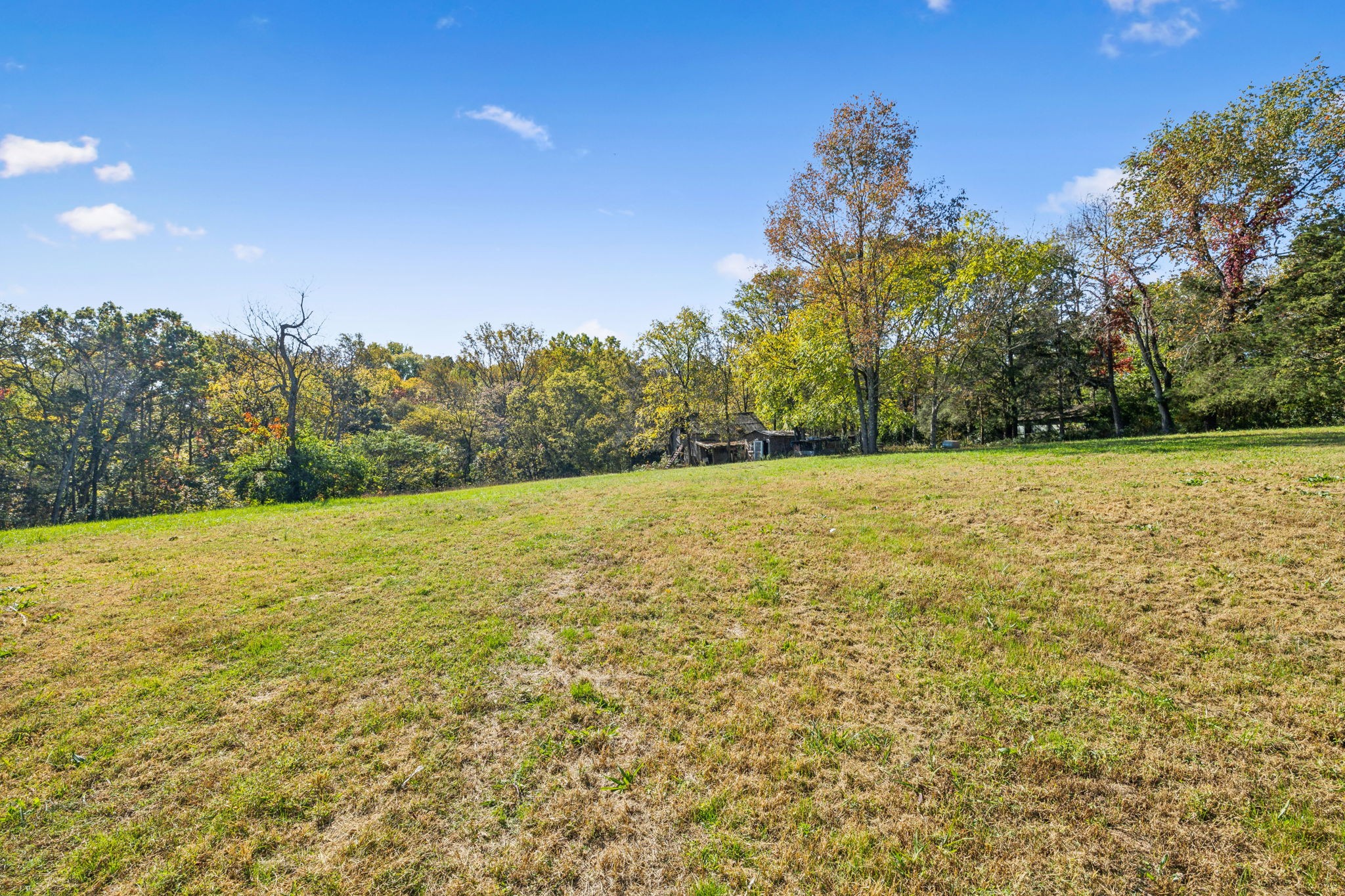 285 Haywood Ln