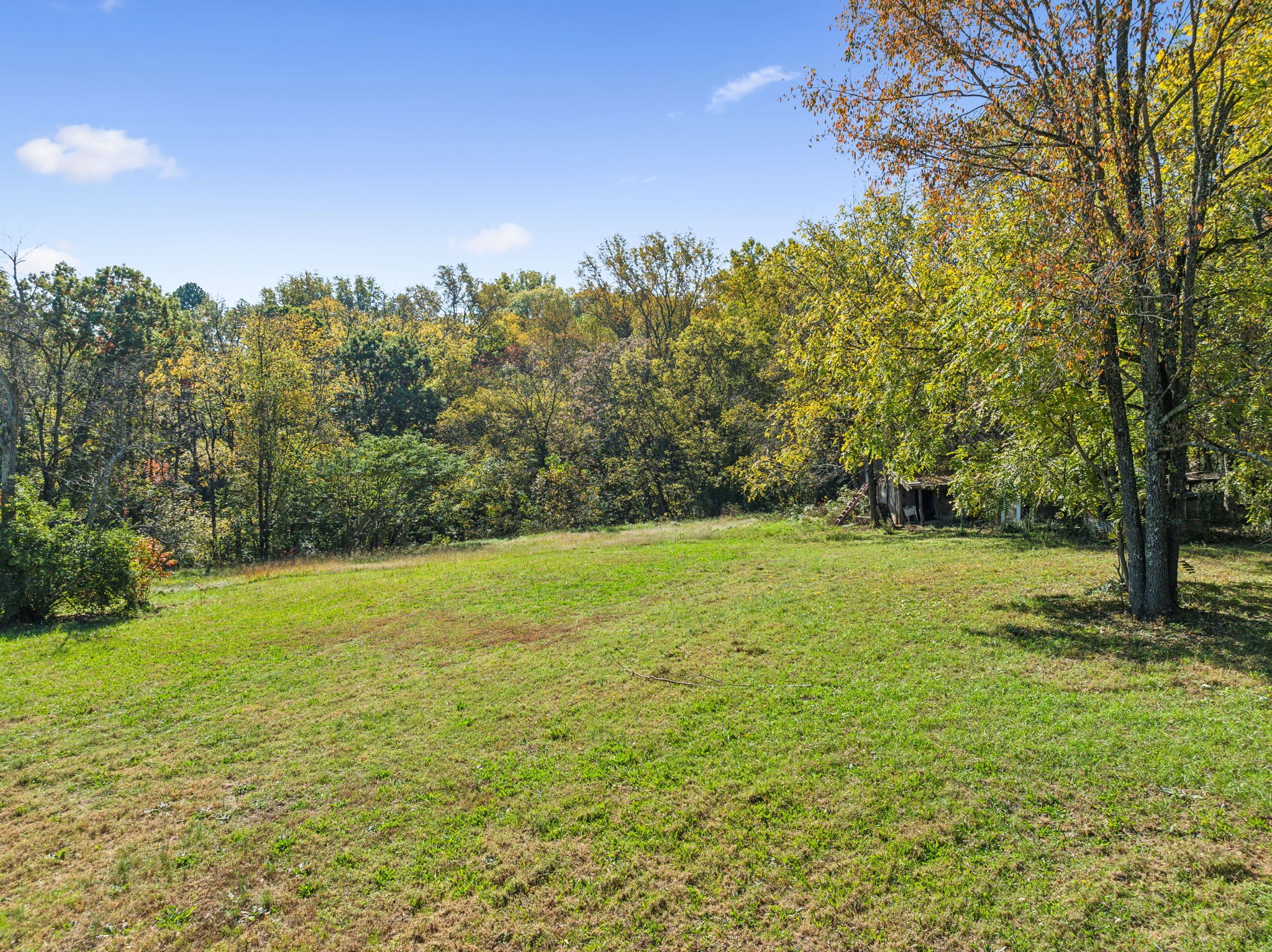 285 Haywood Ln