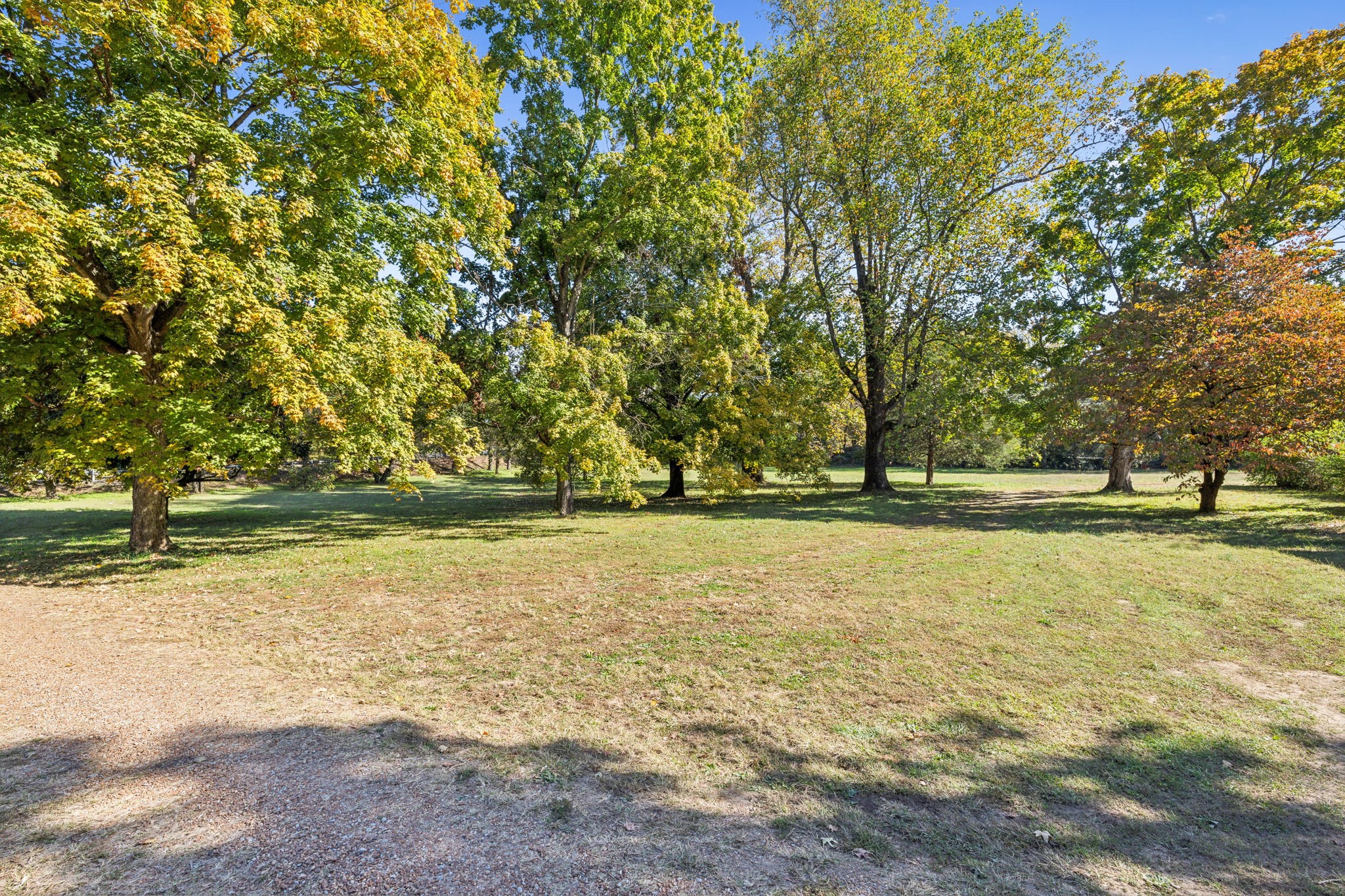 285 Haywood Ln