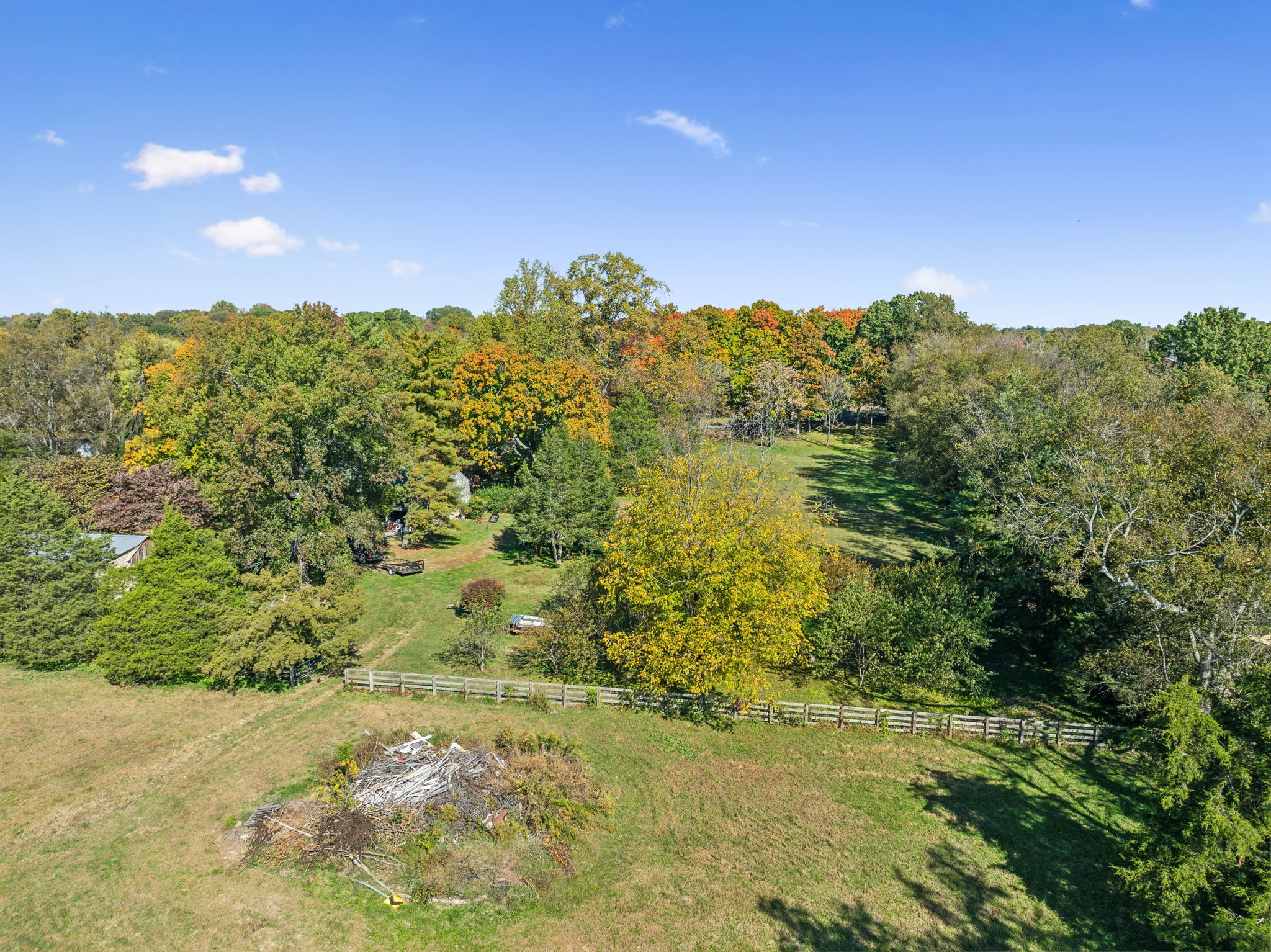 285 Haywood Ln