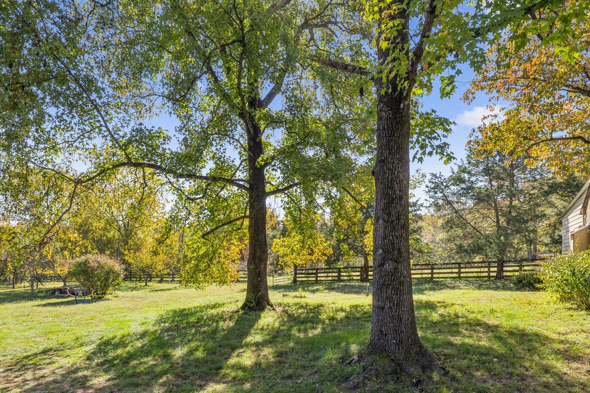 285 Haywood Ln