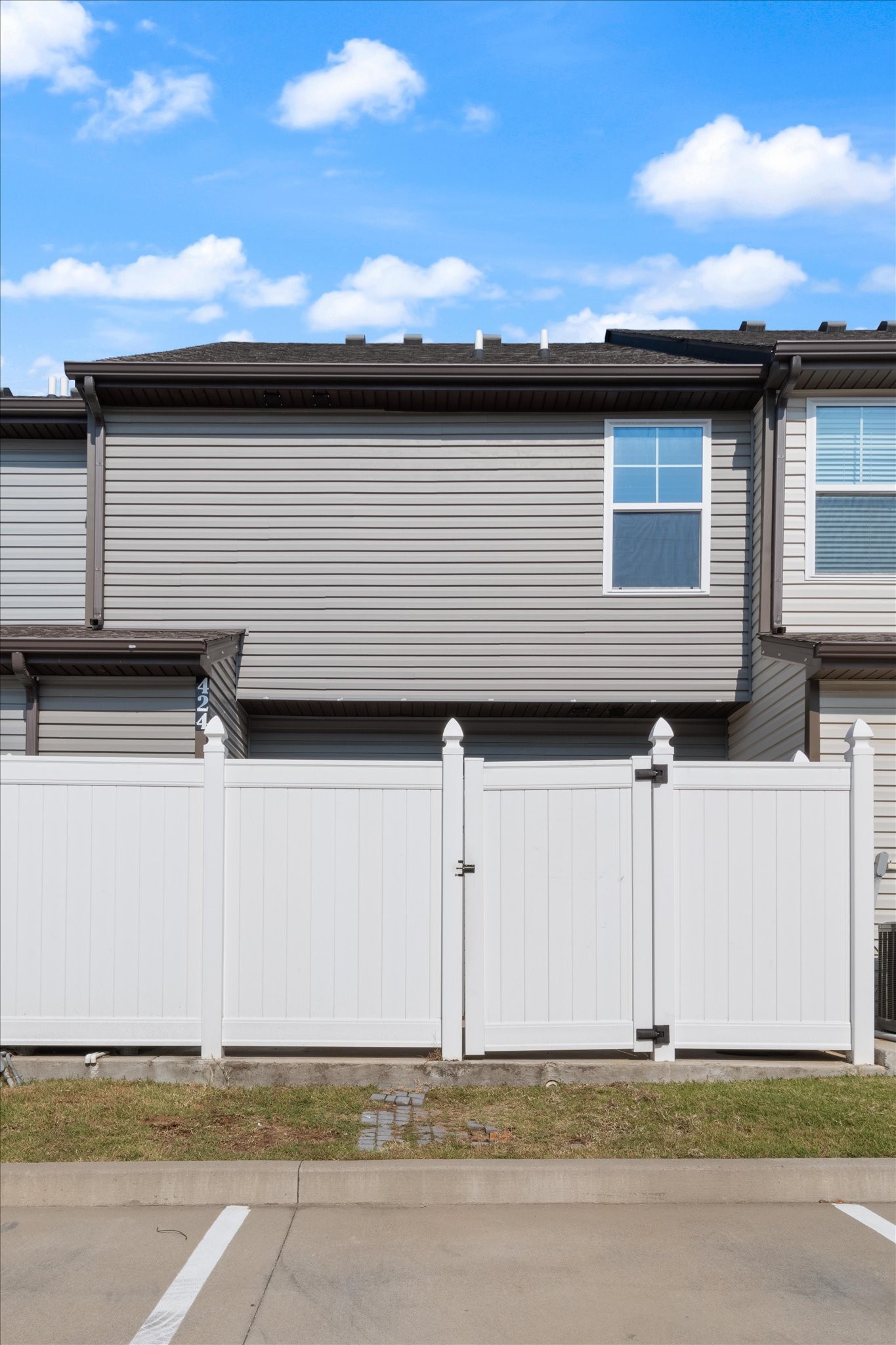 424 Rick McCormick Dr