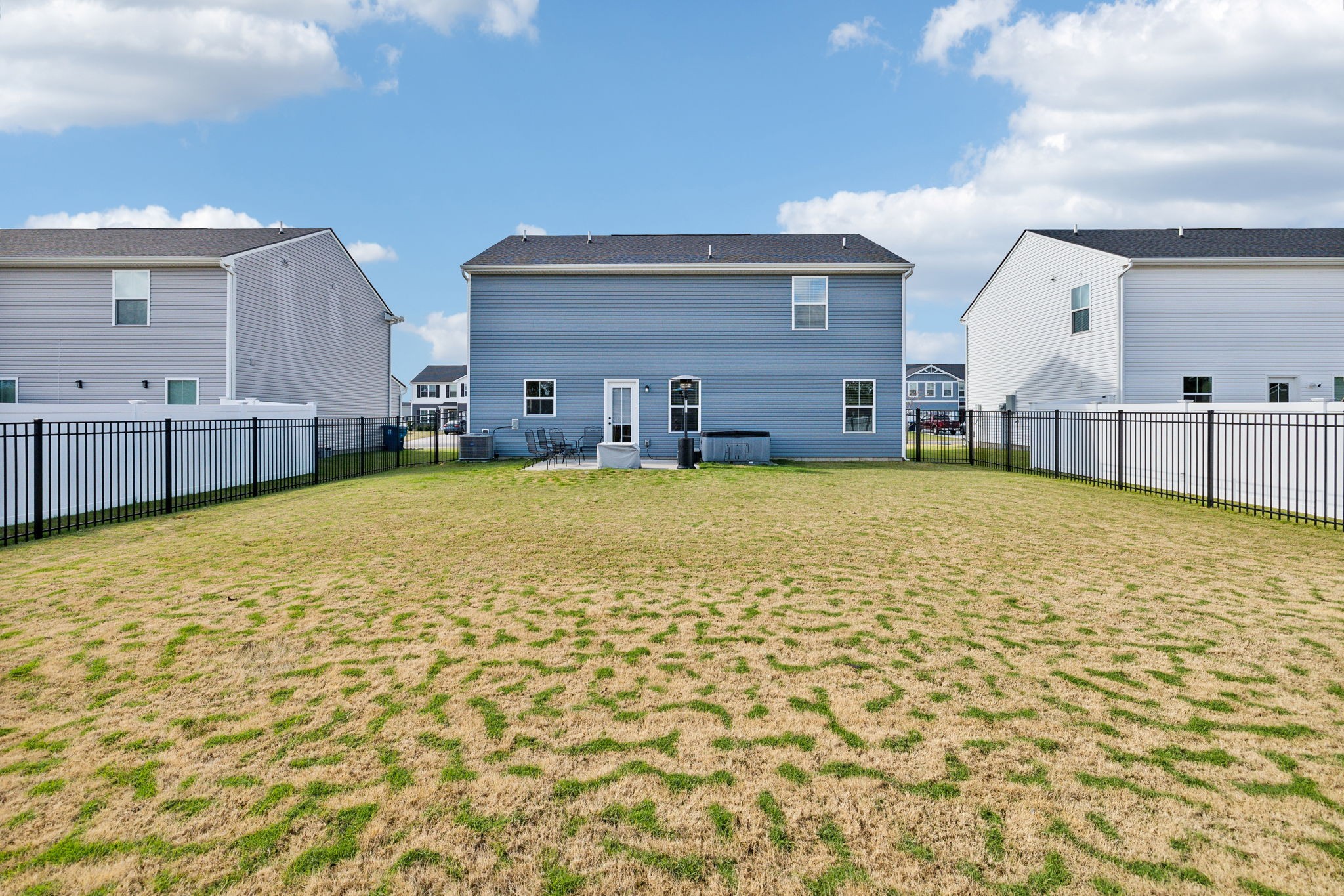 5421 Walnut Chase Dr