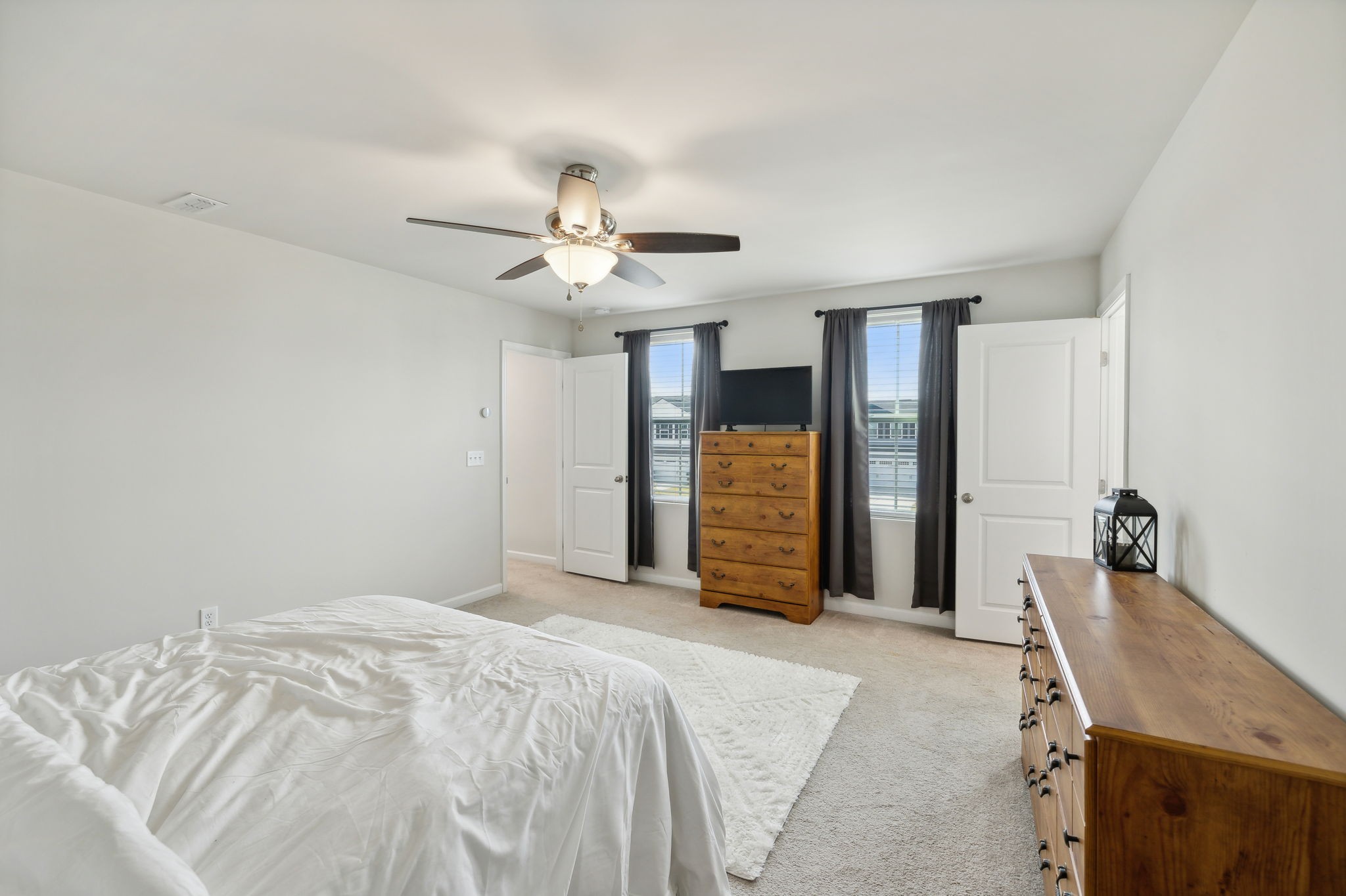 5421 Walnut Chase Dr