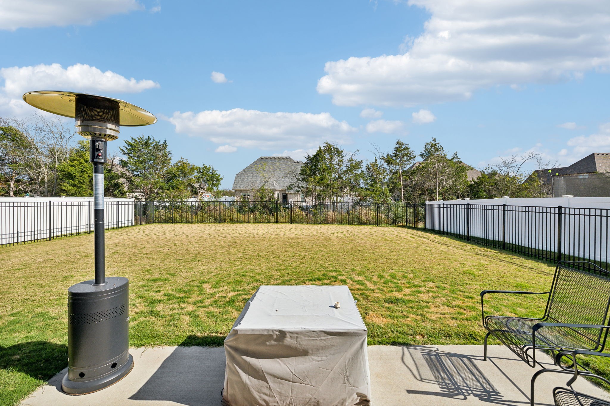 5421 Walnut Chase Dr