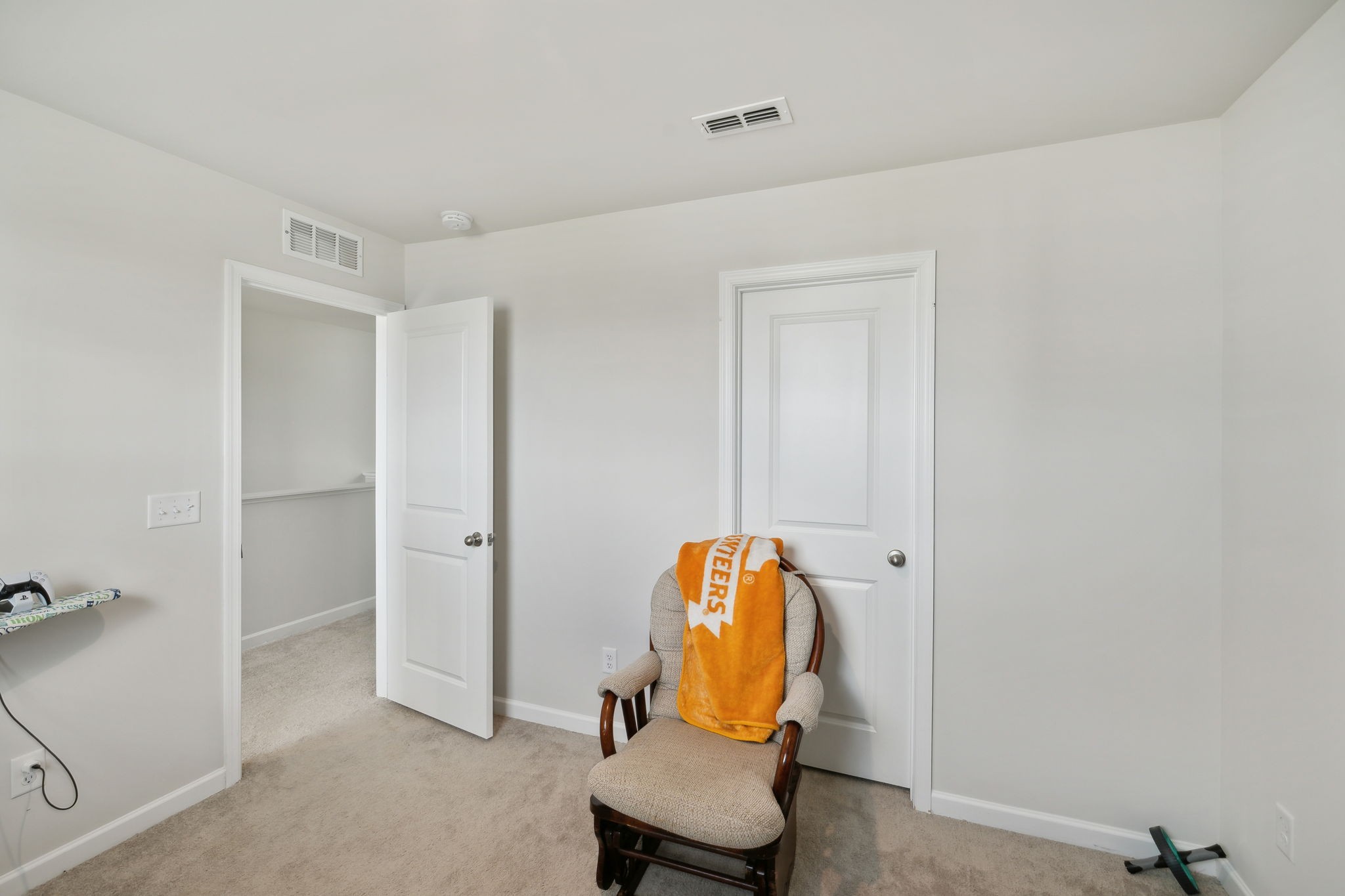 5421 Walnut Chase Dr