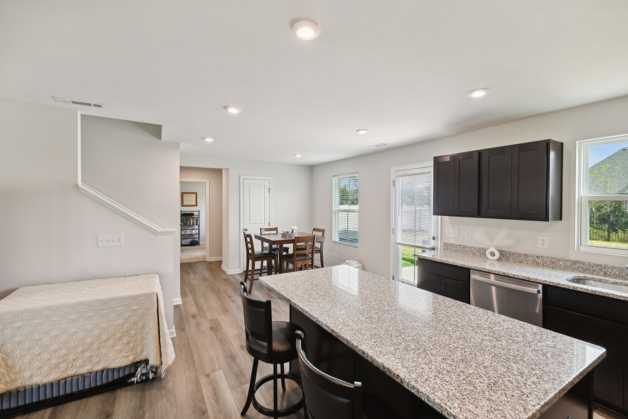 5421 Walnut Chase Dr