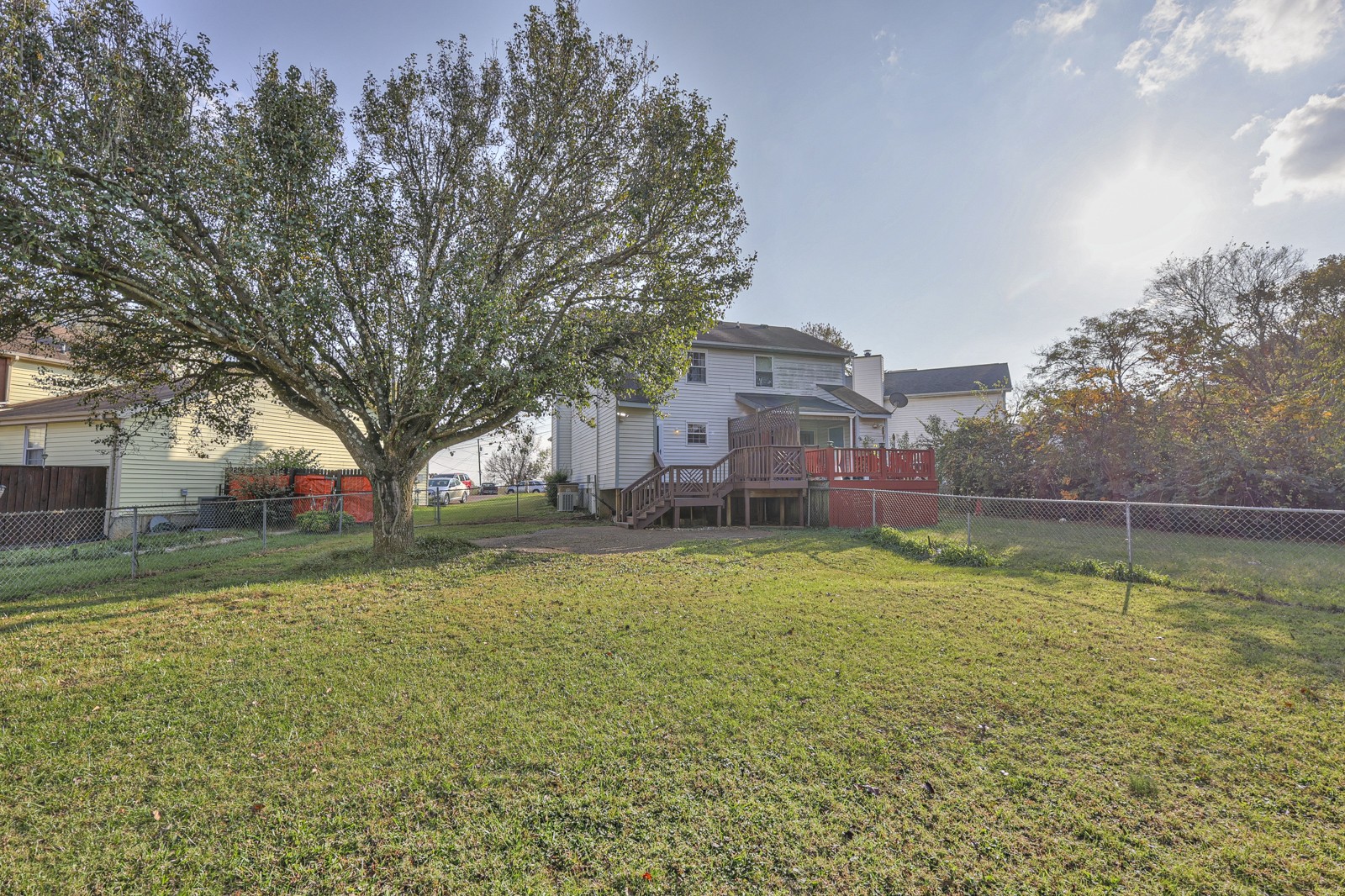 736 Ridgeview Ct