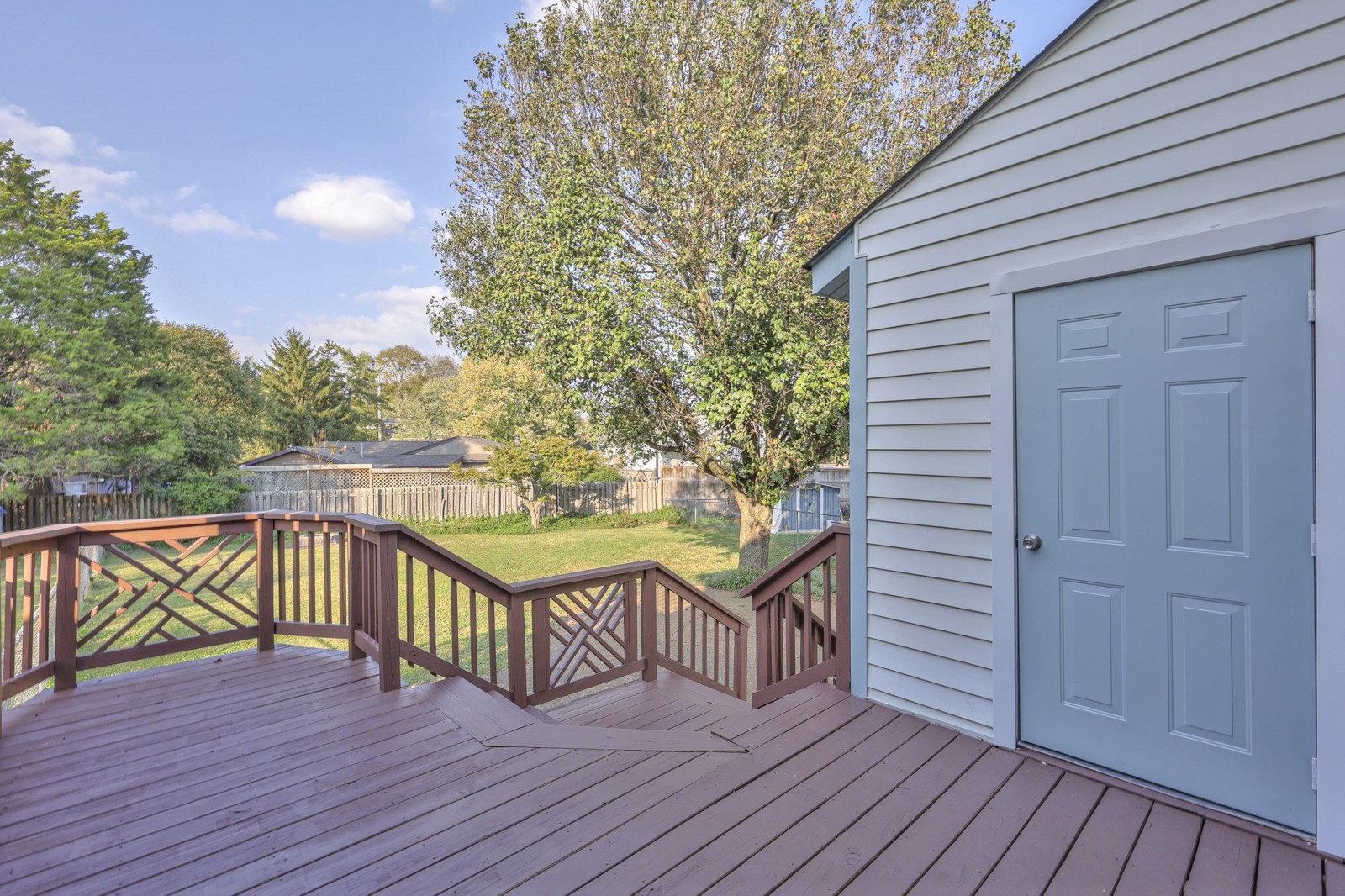 736 Ridgeview Ct