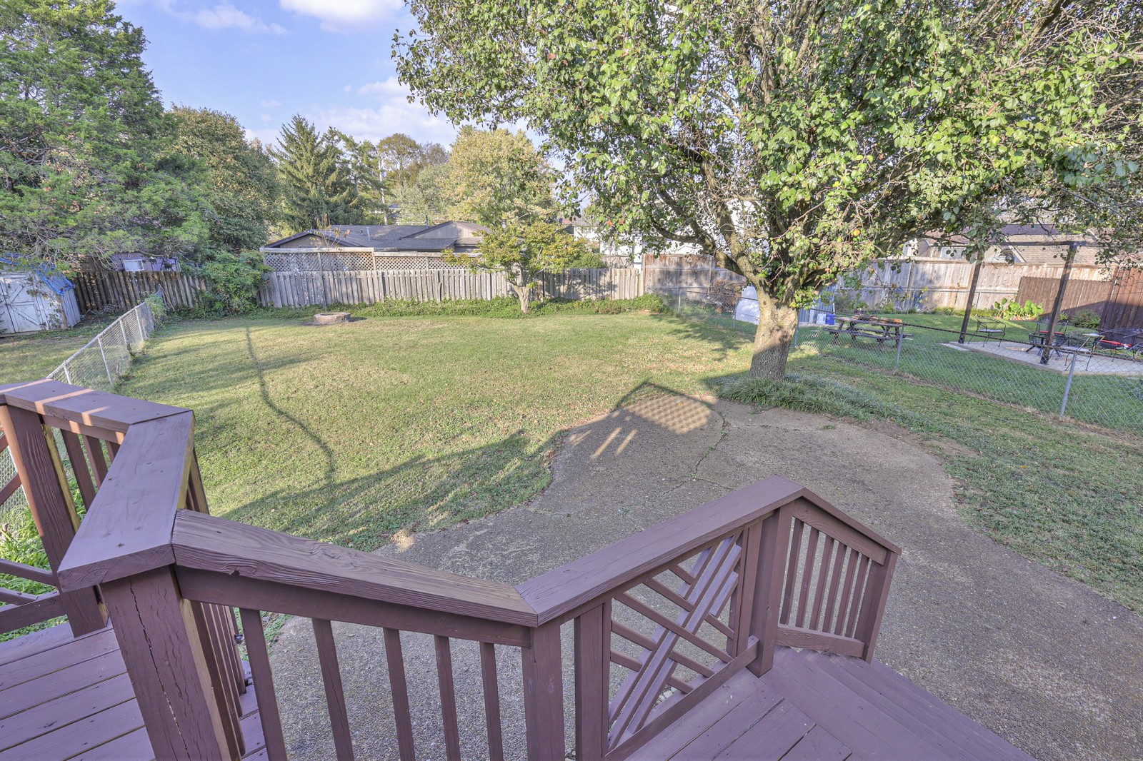 736 Ridgeview Ct