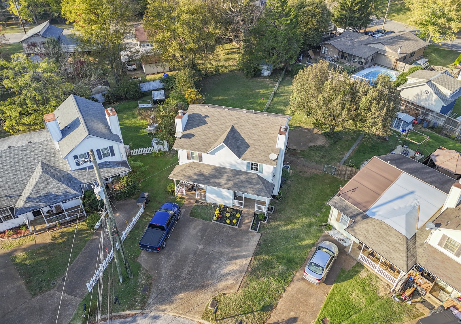 736 Ridgeview Ct