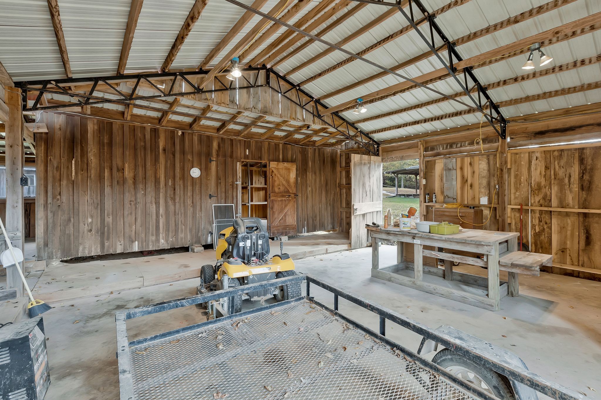1608 Sweetwater Rd