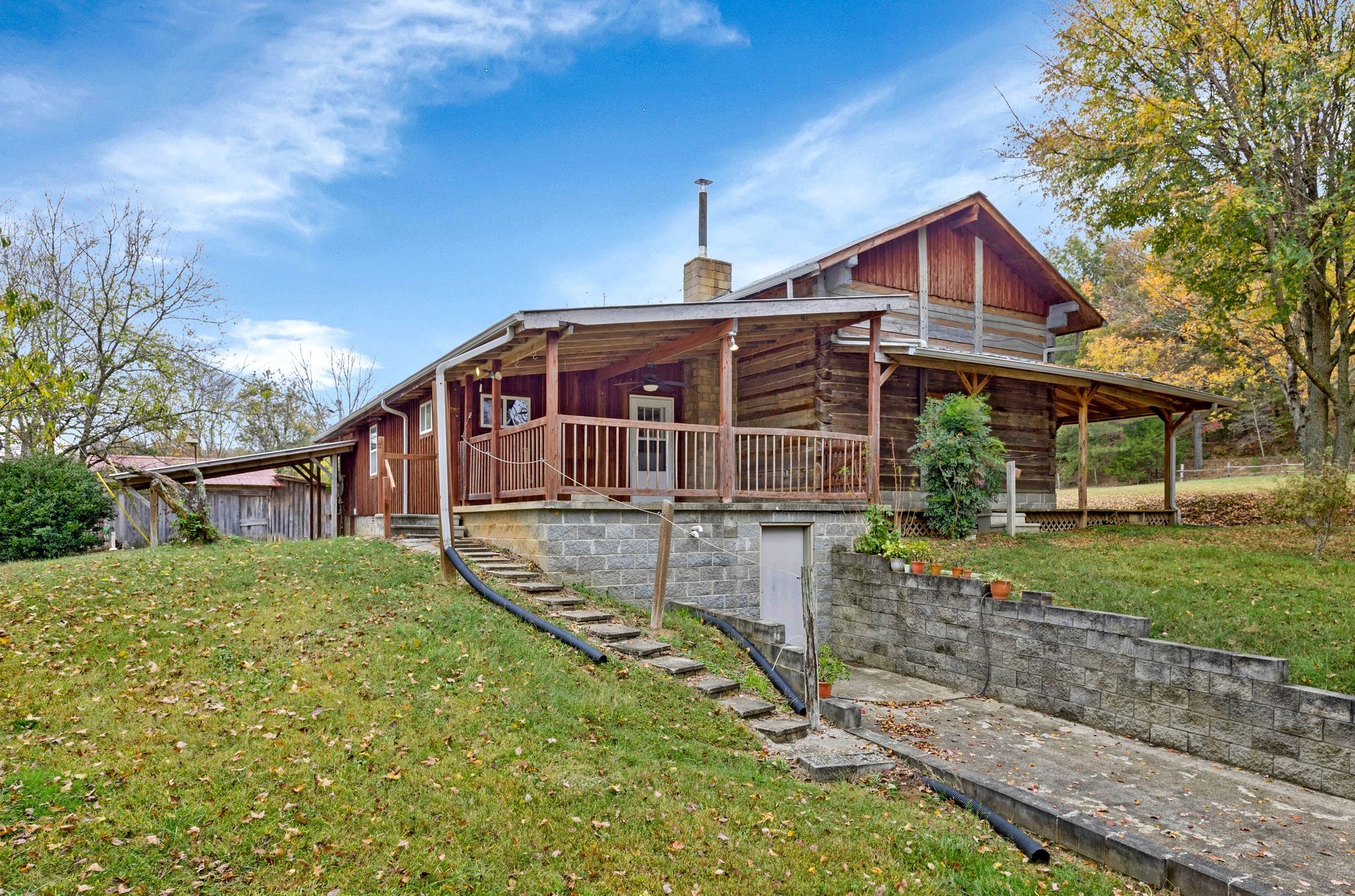 1608 Sweetwater Rd