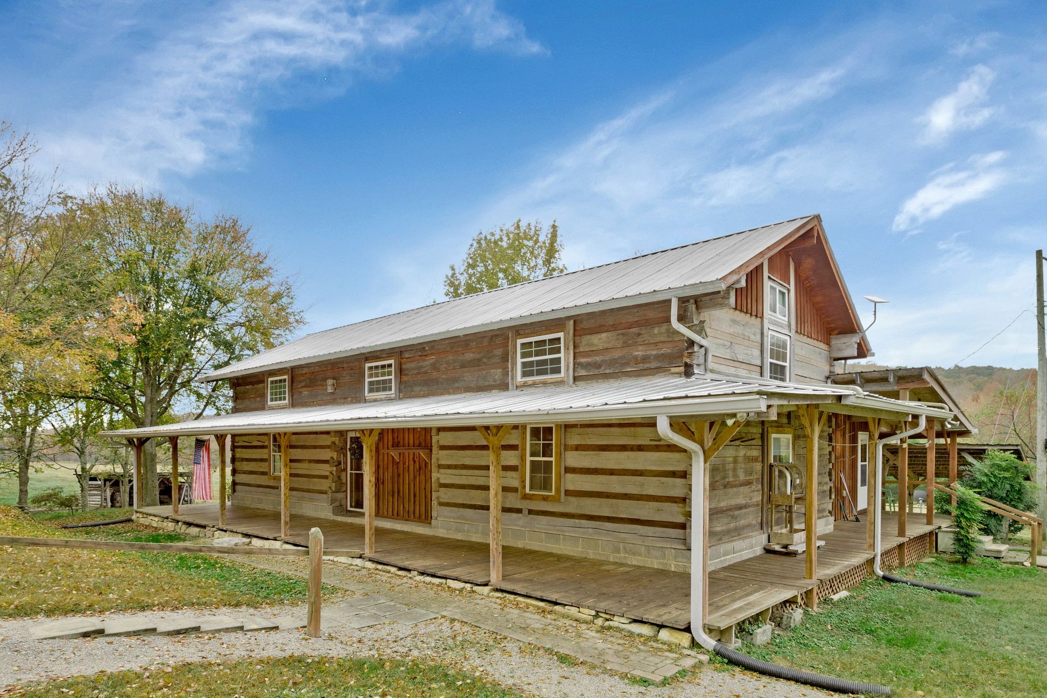 1608 Sweetwater Rd