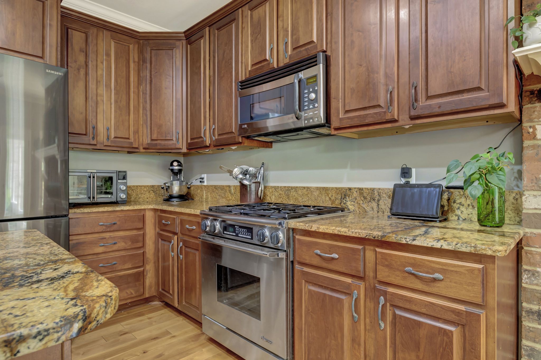 2240 Shannon Dr