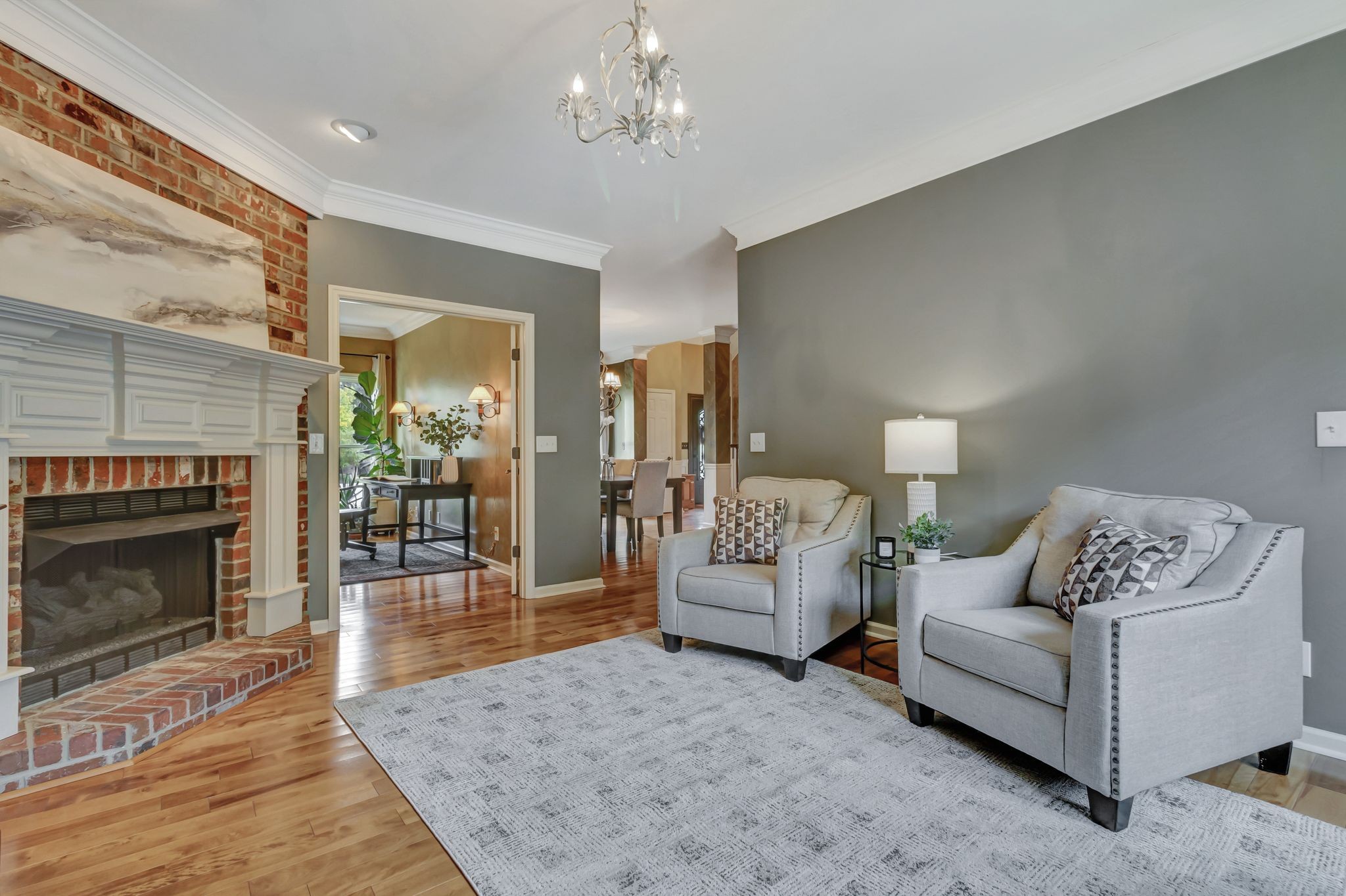 2240 Shannon Dr
