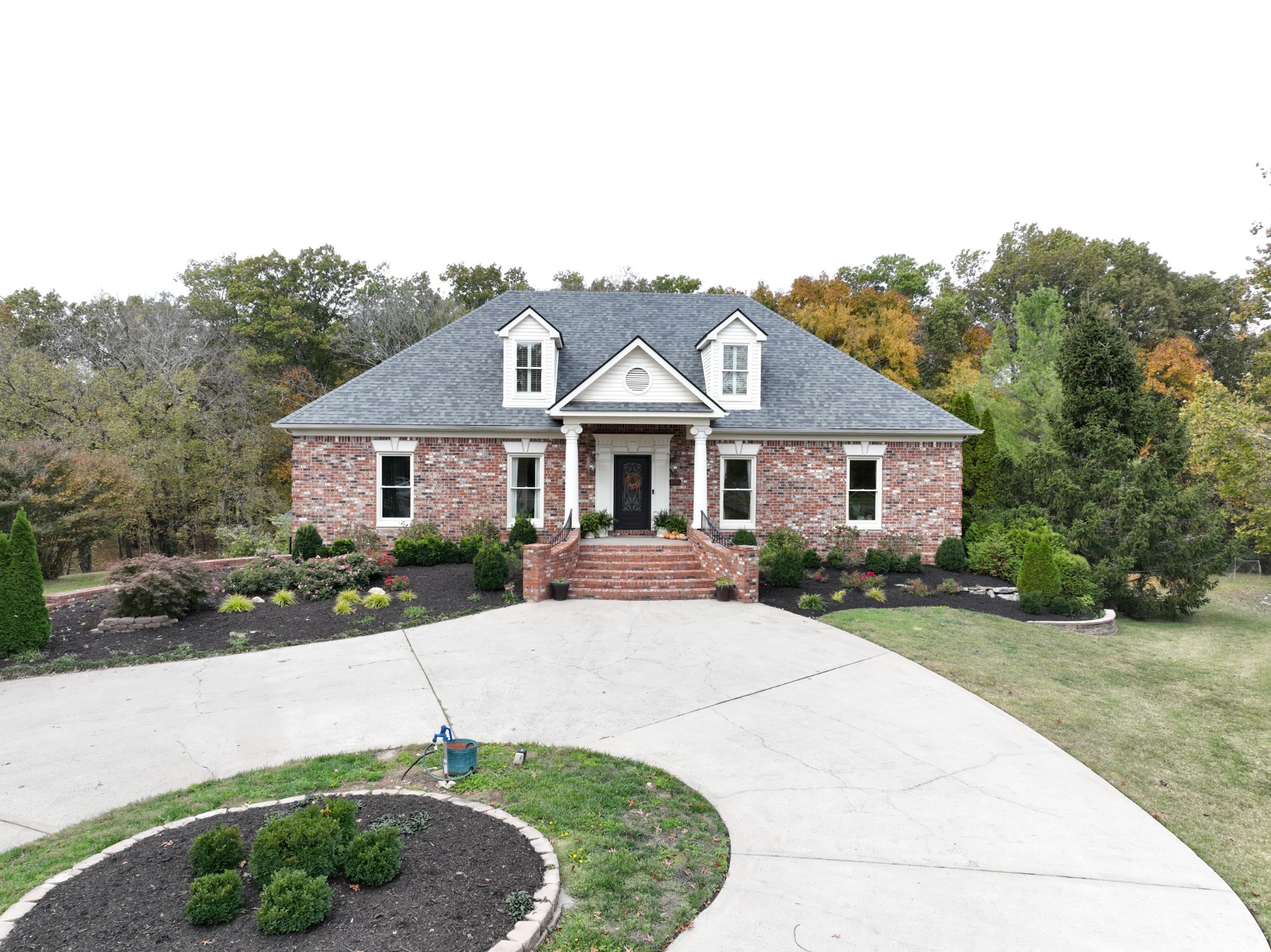 2240 Shannon Dr
