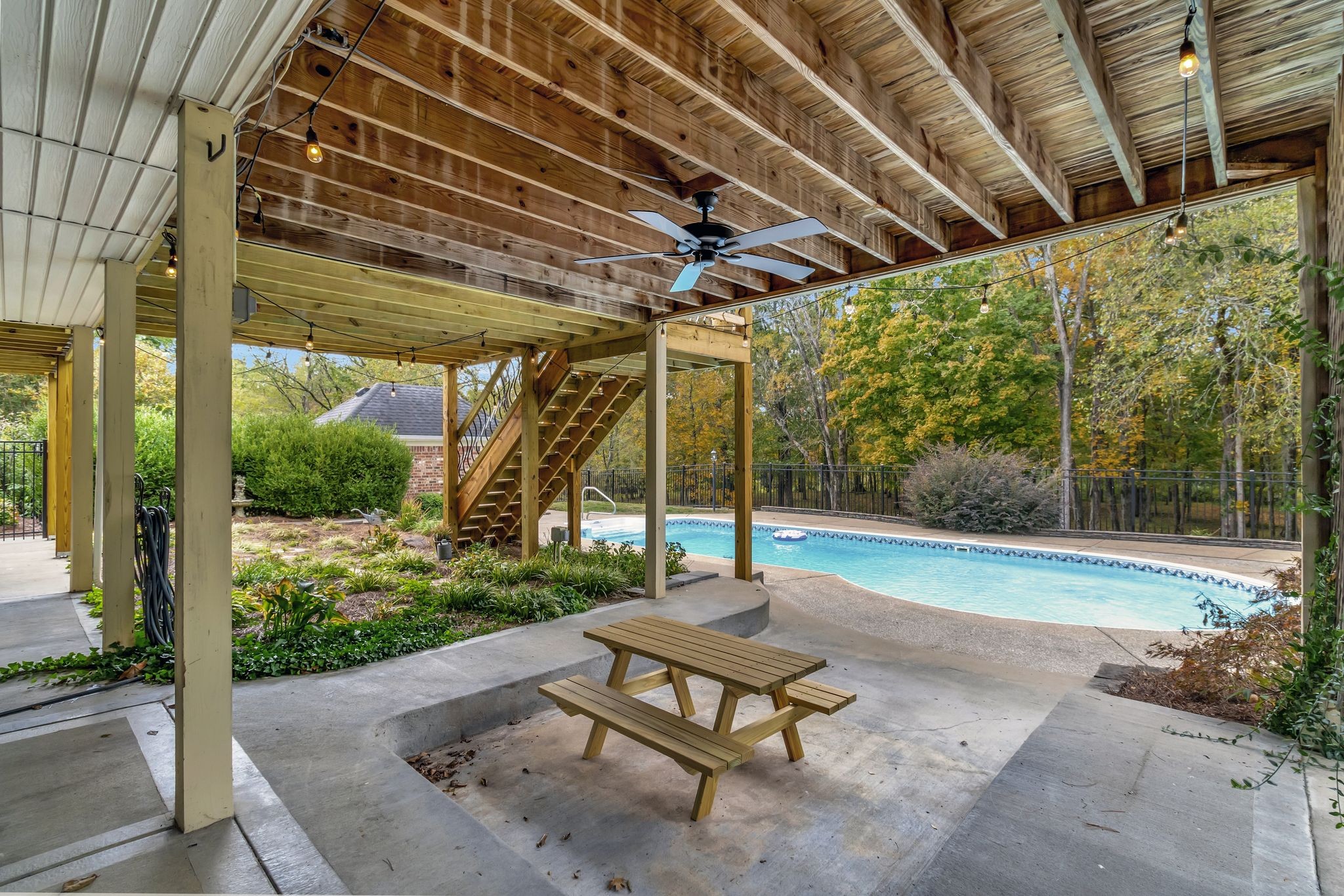 2240 Shannon Dr