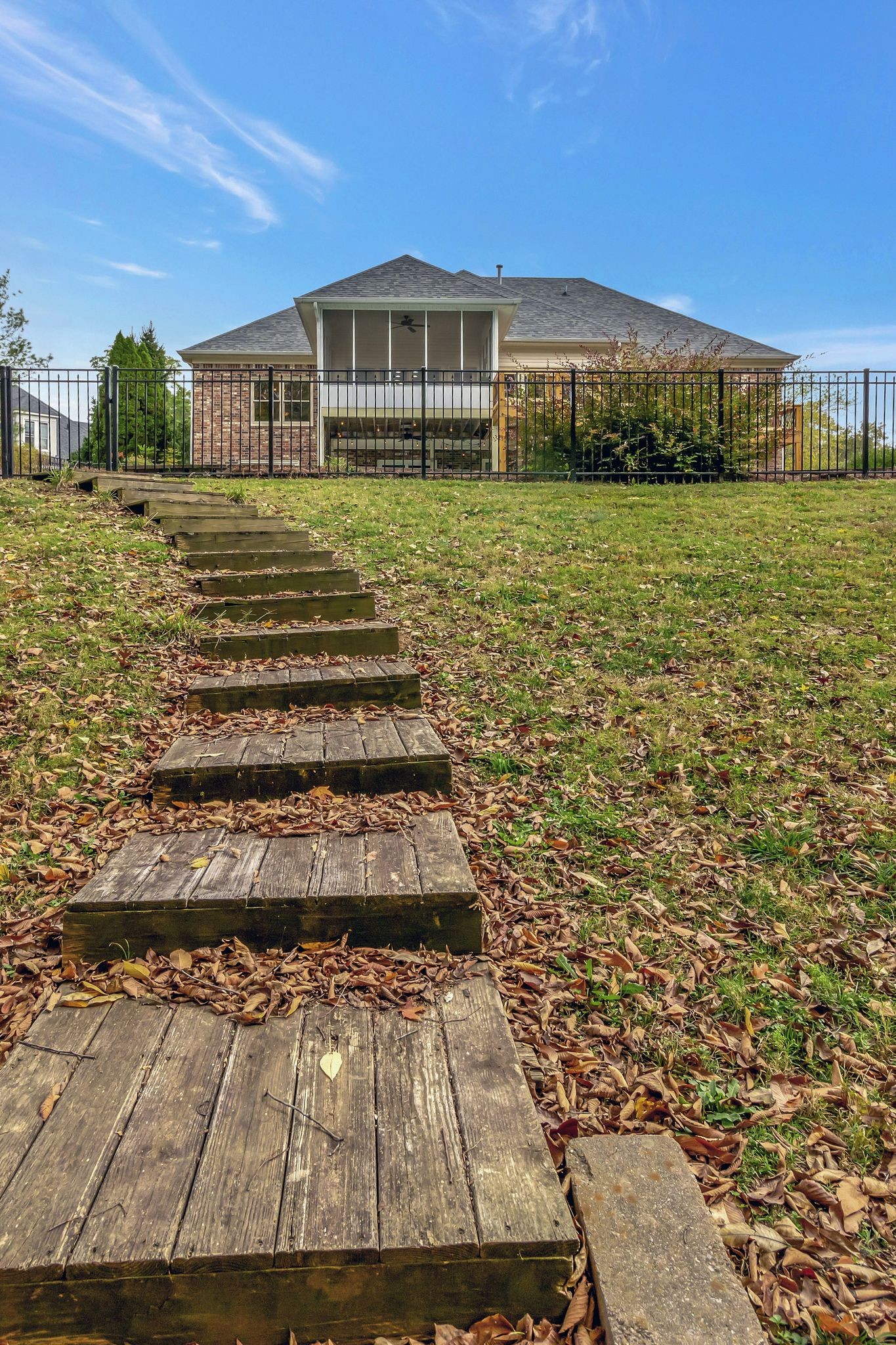 2240 Shannon Dr