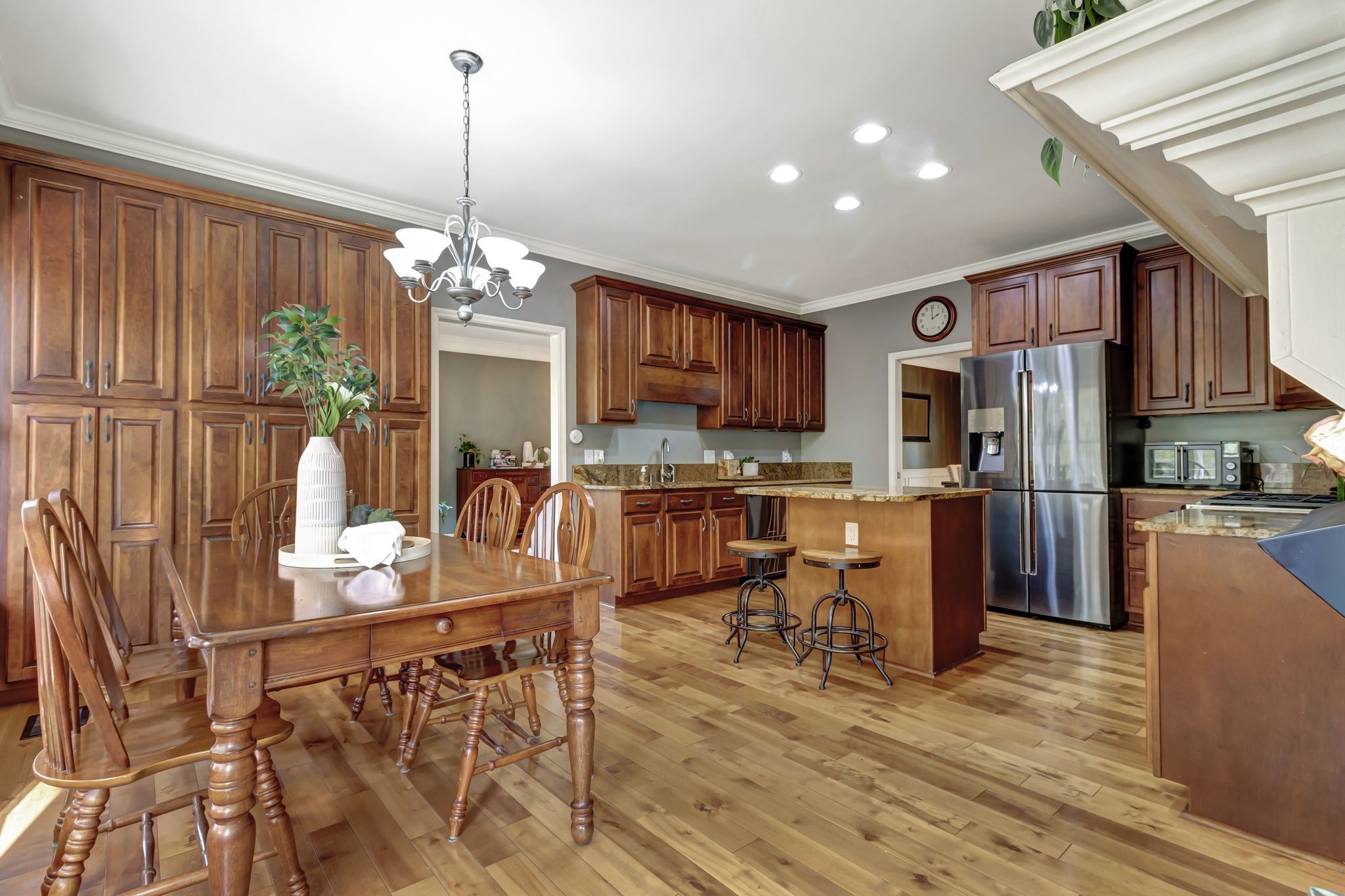2240 Shannon Dr