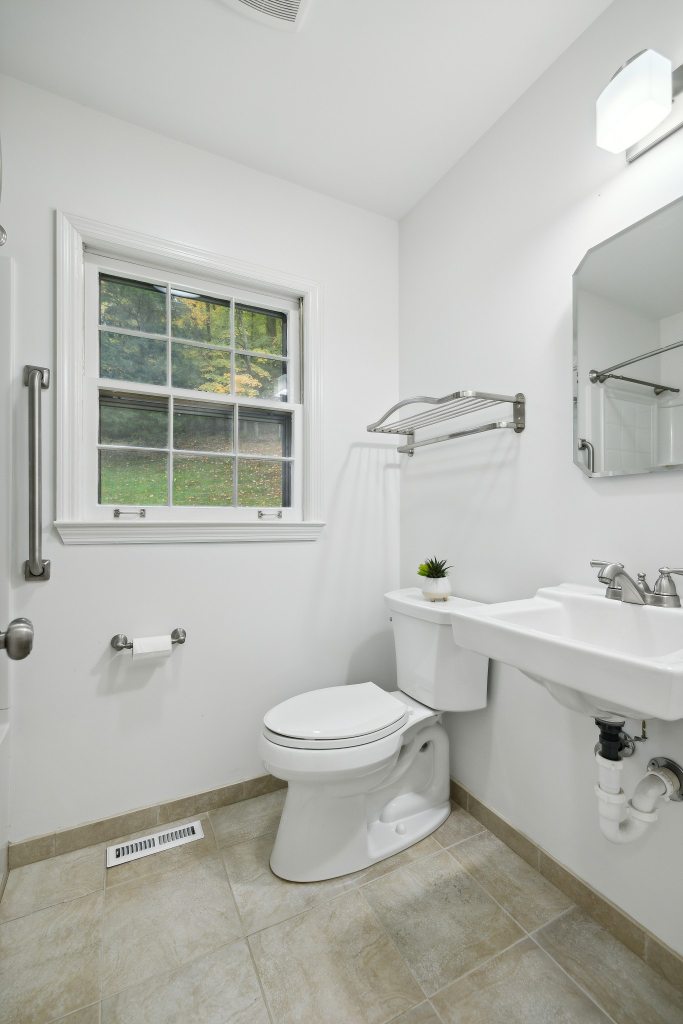 5349 Green Valley Ct