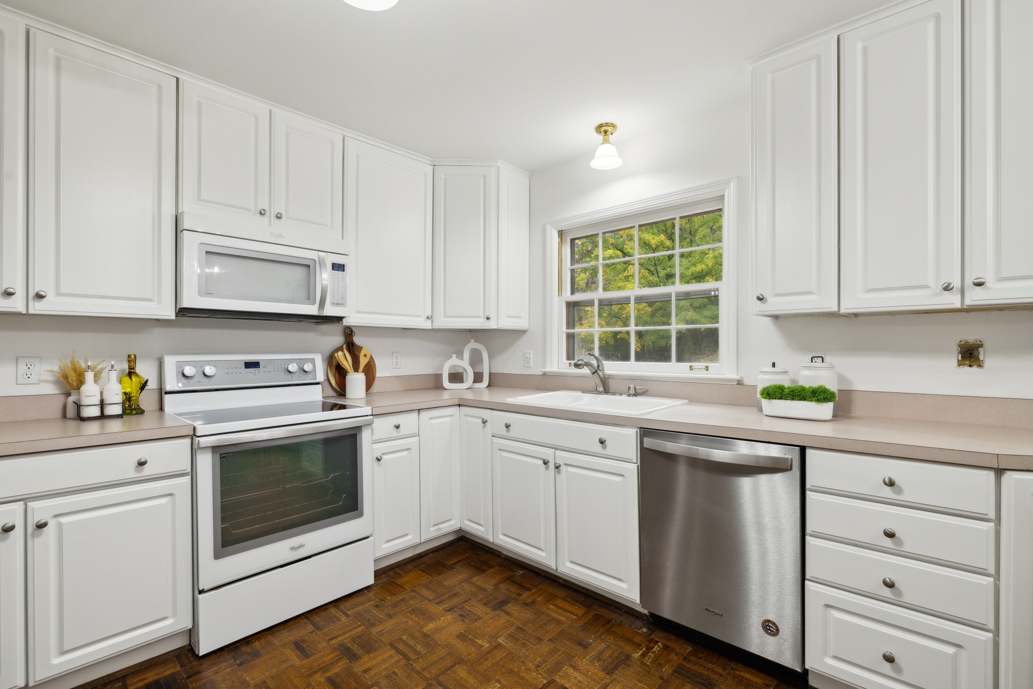 5349 Green Valley Ct